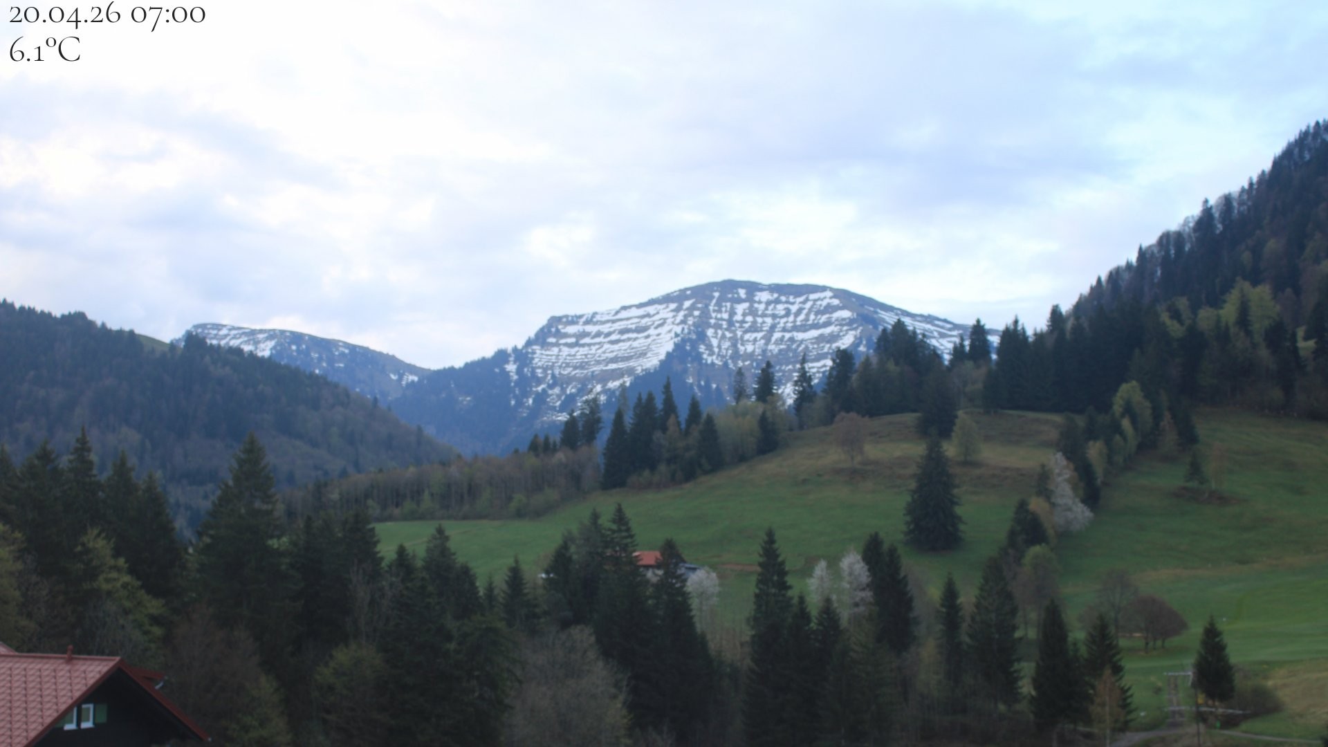 Archiv Foto Webcam Oberstaufen - Blick Hochgrat vom Biohotel Schratt