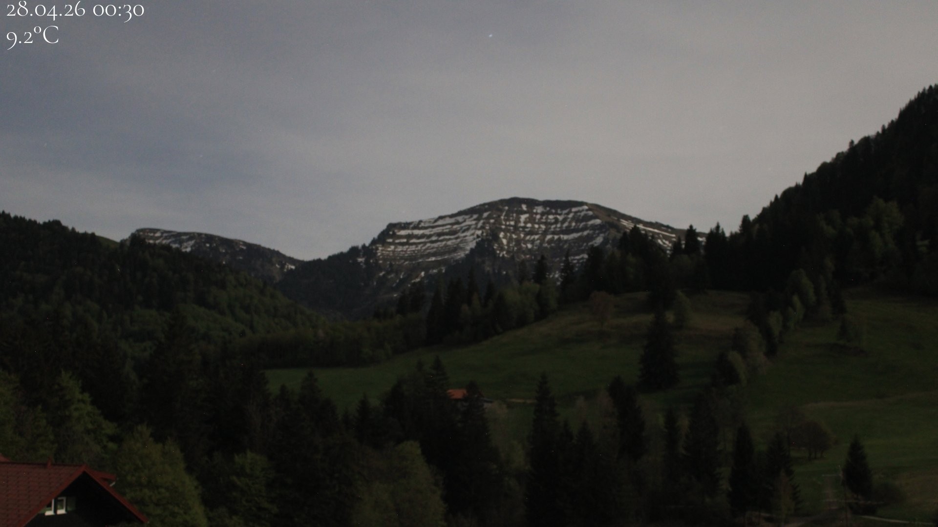 Archived image Webcam Oberstaufen - View Hochgrat from Hotel Schratt