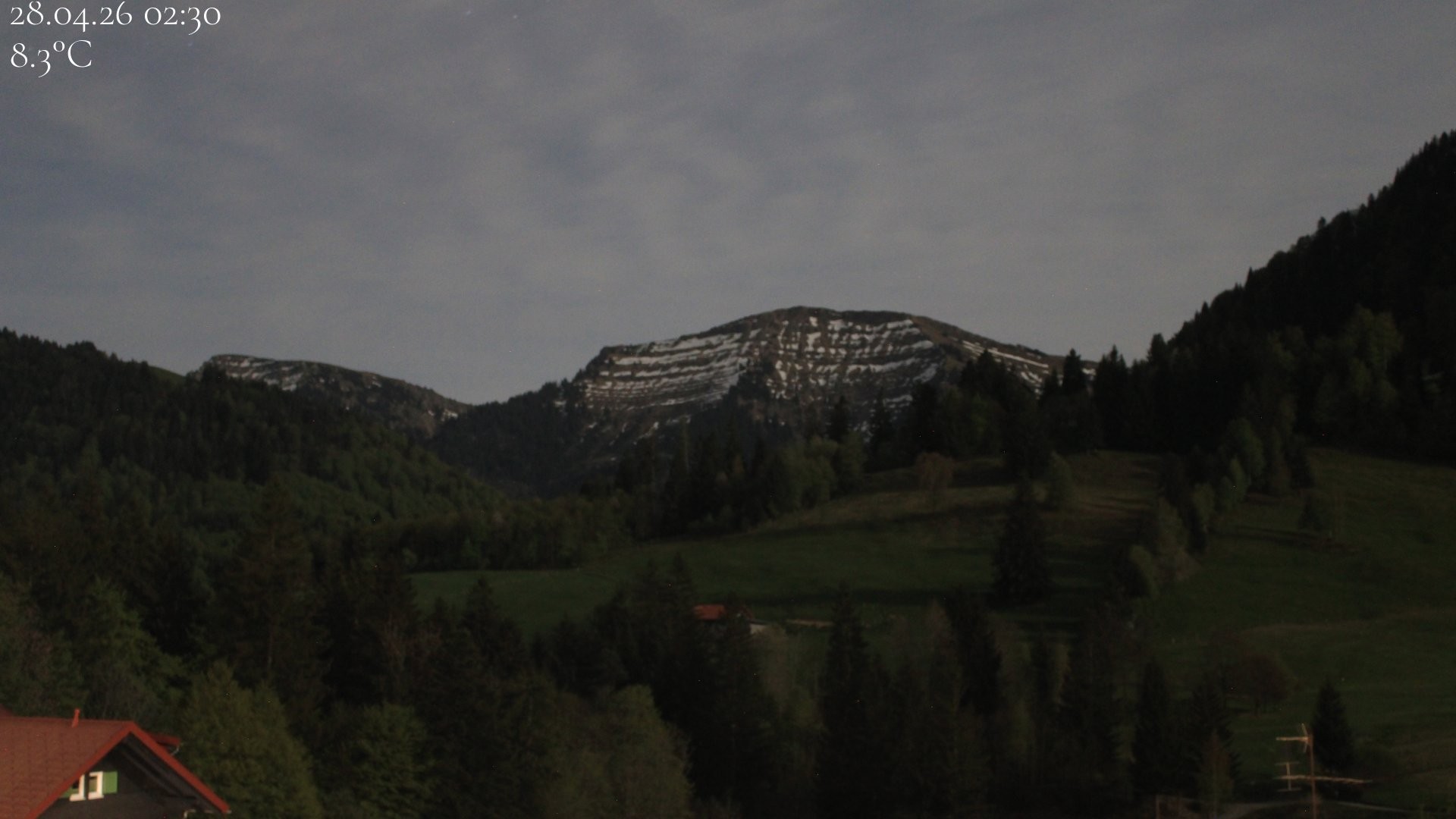 Archived image Webcam Oberstaufen - View Hochgrat from Hotel Schratt