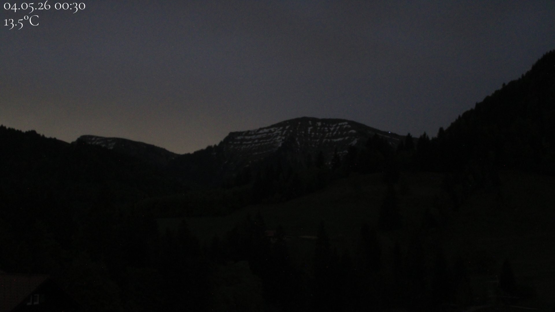 Archived image Webcam Oberstaufen - View Hochgrat from Hotel Schratt