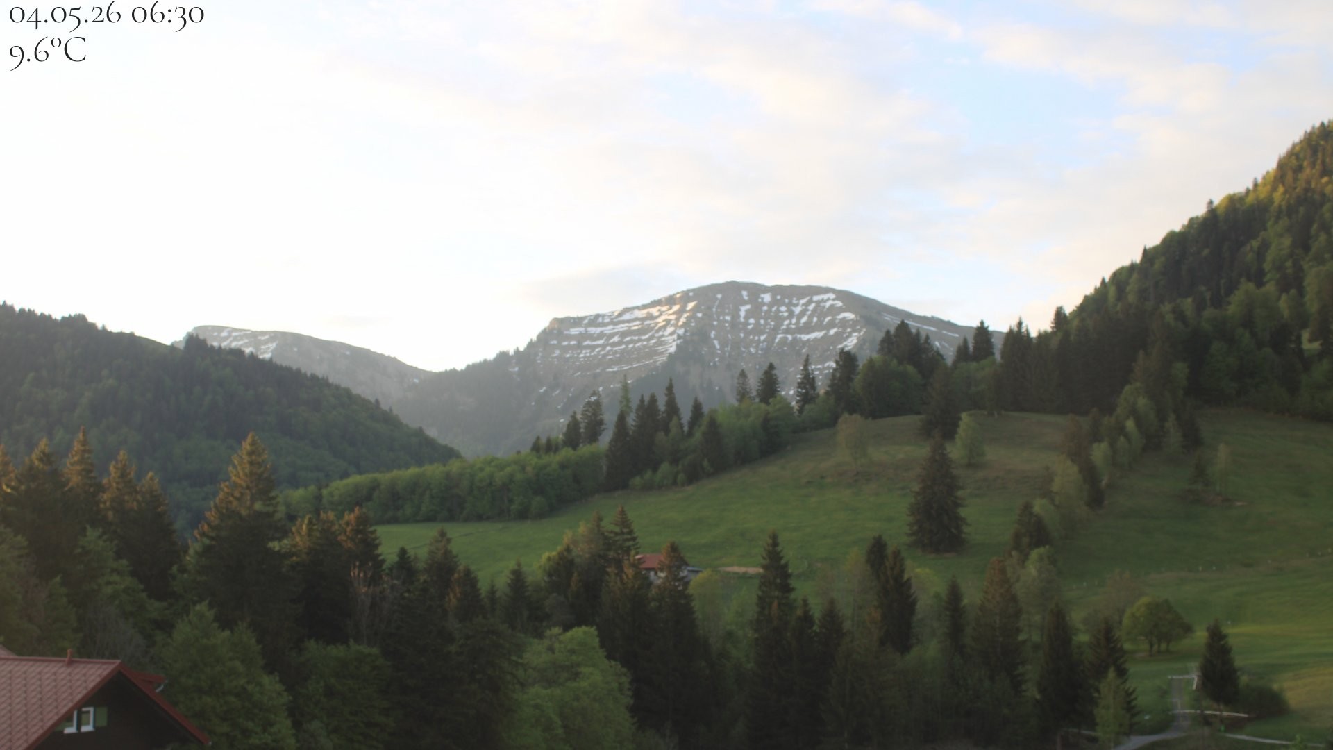 Archived image Webcam Oberstaufen - View Hochgrat from Hotel Schratt