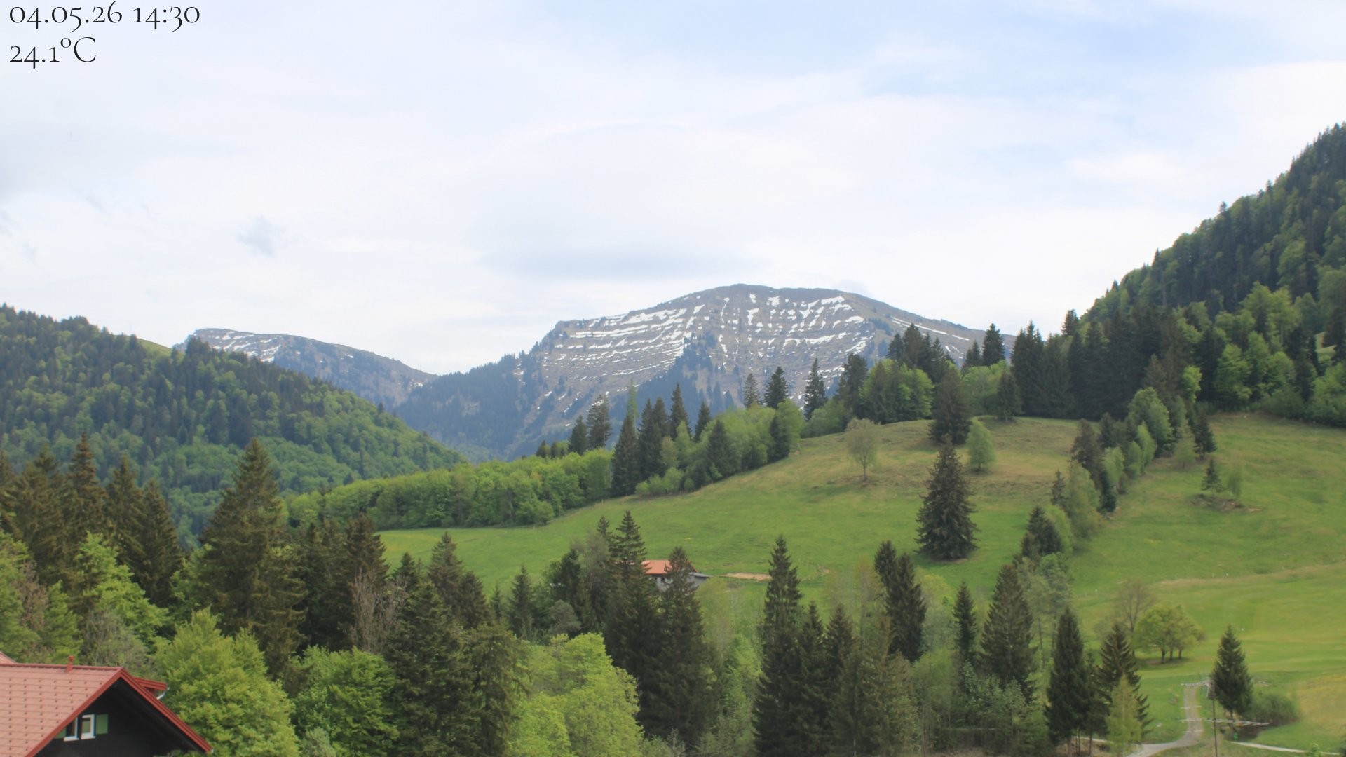 Archiv Foto Webcam Oberstaufen - Blick Hochgrat vom Biohotel Schratt