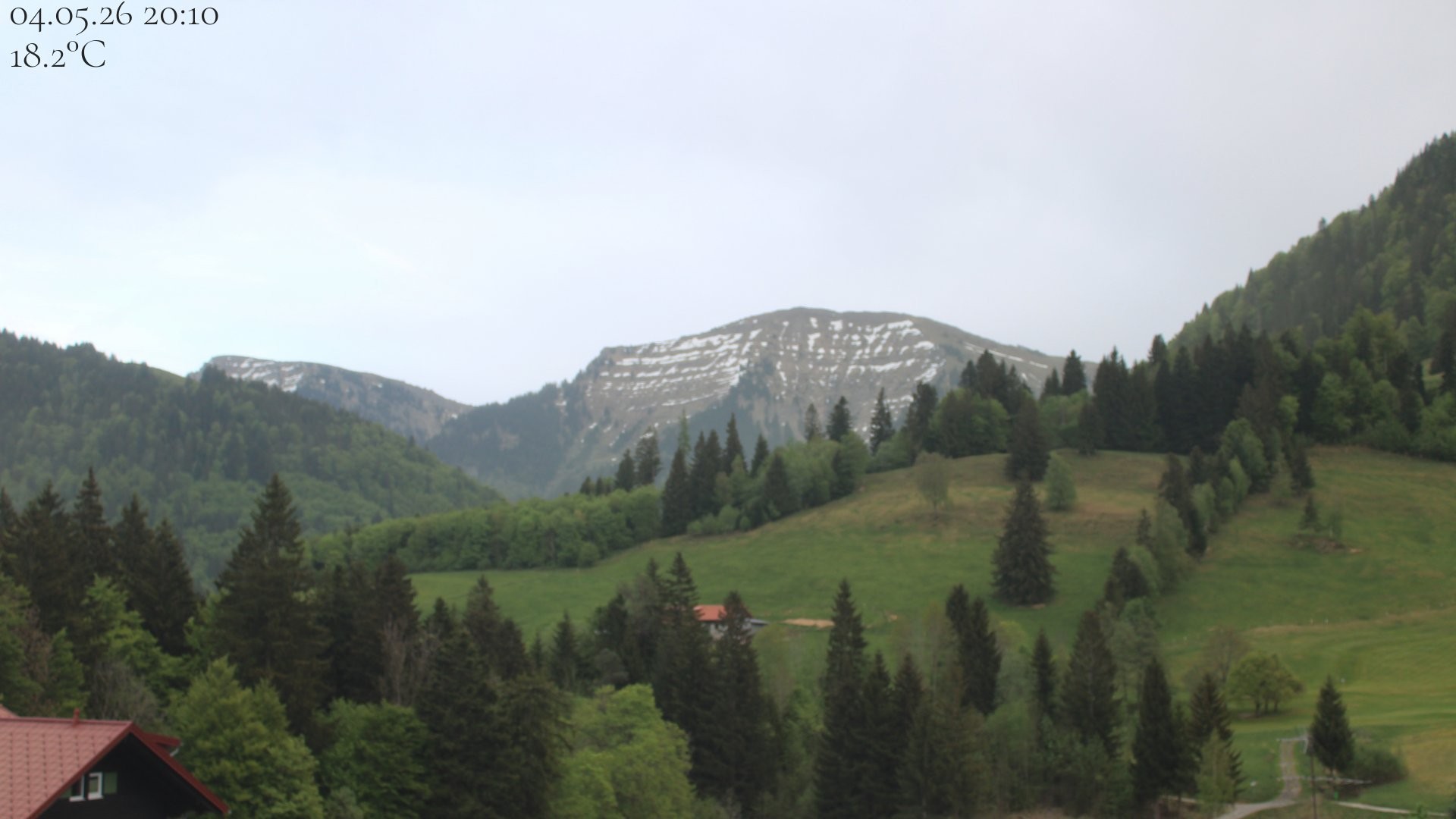 Archived image Webcam Oberstaufen - View Hochgrat from Hotel Schratt