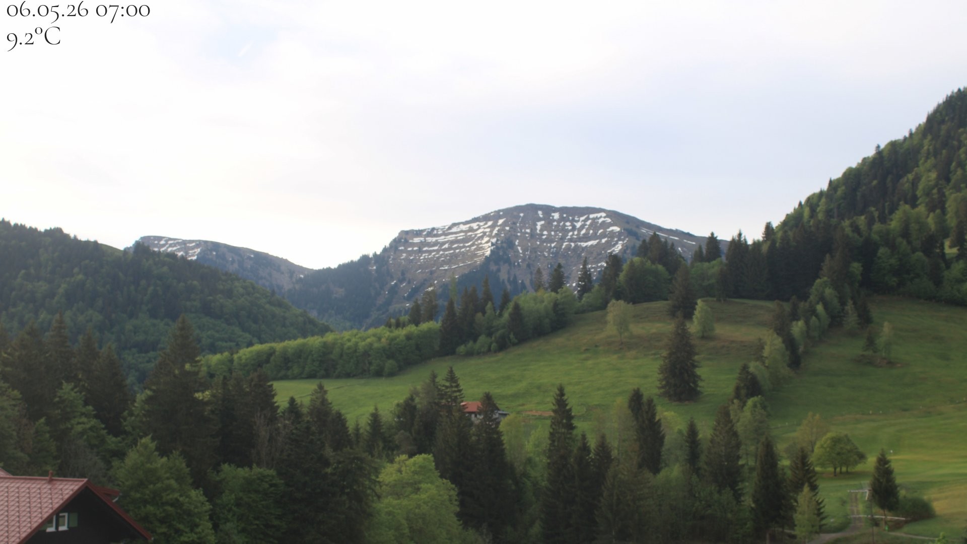 Archiv Foto Webcam Oberstaufen - Blick Hochgrat vom Biohotel Schratt