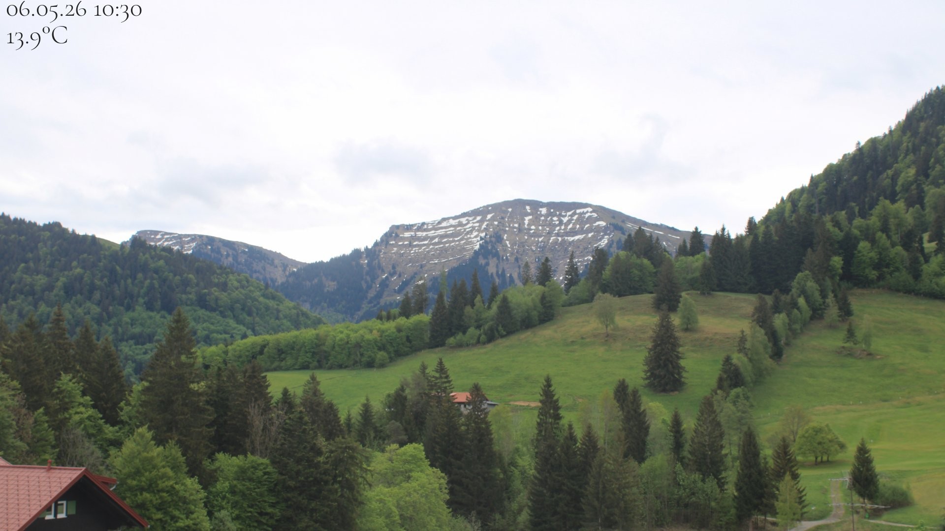 Archiv Foto Webcam Oberstaufen - Blick Hochgrat vom Biohotel Schratt