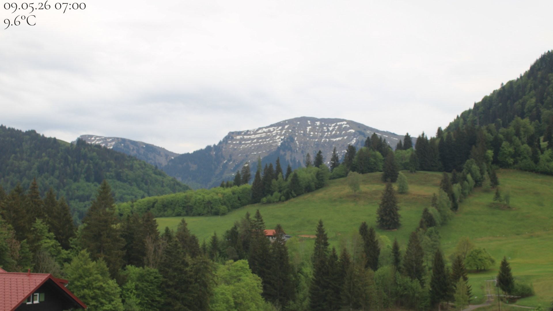 Archiv Foto Webcam Oberstaufen - Blick Hochgrat vom Biohotel Schratt