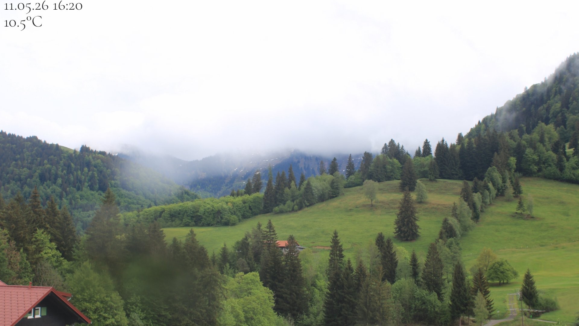 Archiv Foto Webcam Oberstaufen - Blick Hochgrat vom Biohotel Schratt
