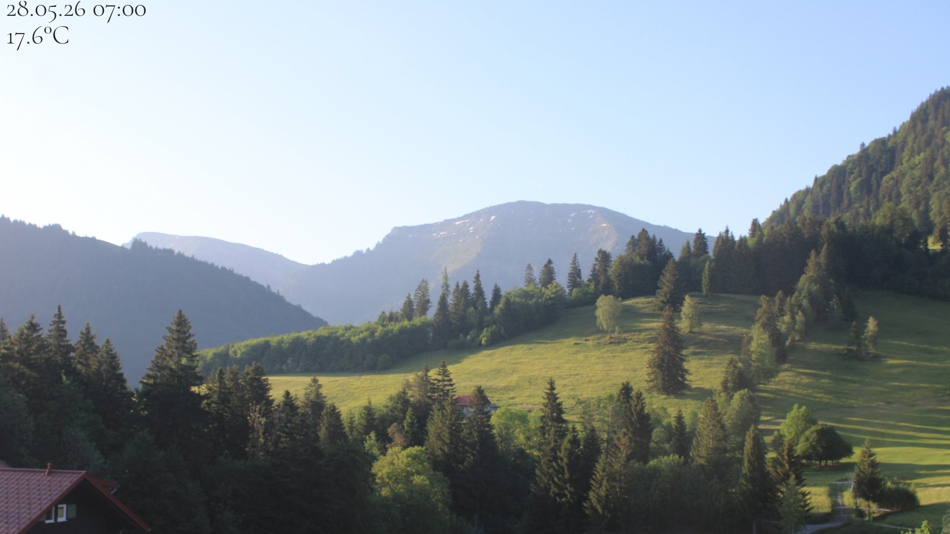Archived image Webcam Oberstaufen - View Hochgrat from Hotel Schratt