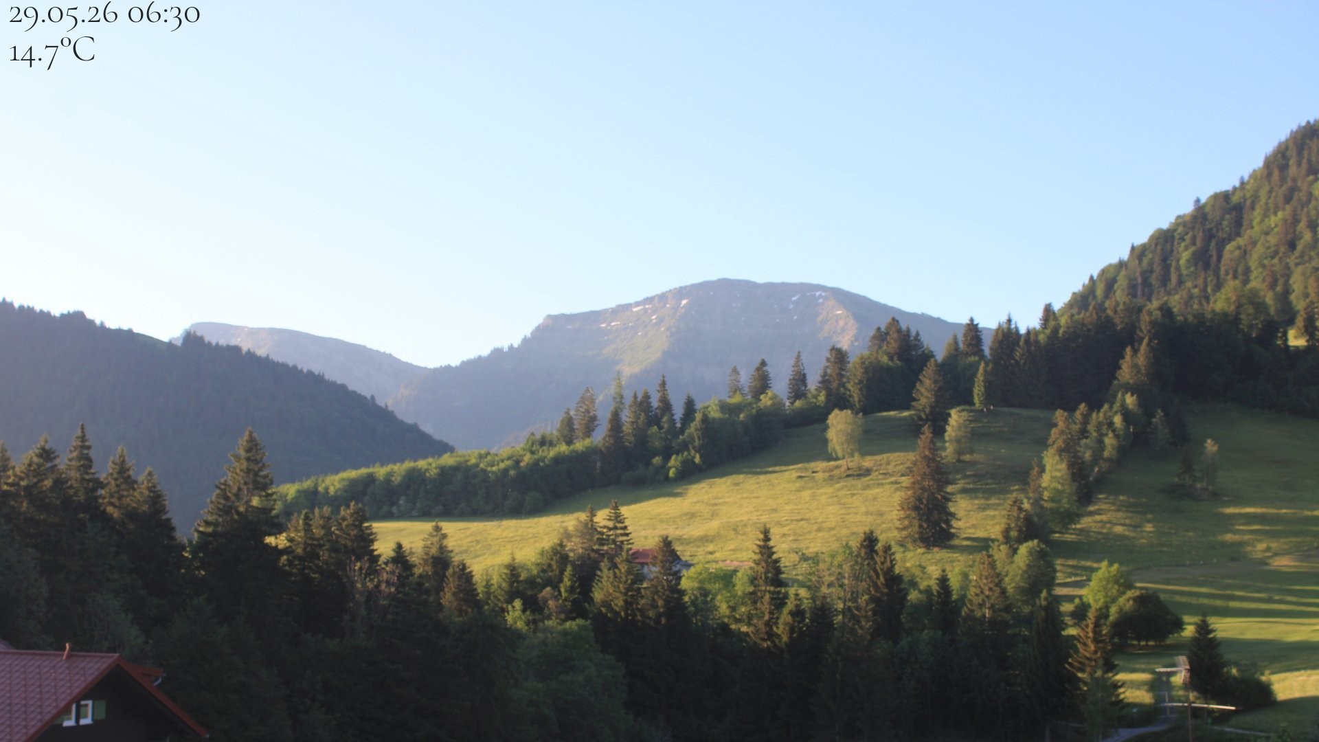 Archiv Foto Webcam Oberstaufen - Blick Hochgrat vom Biohotel Schratt