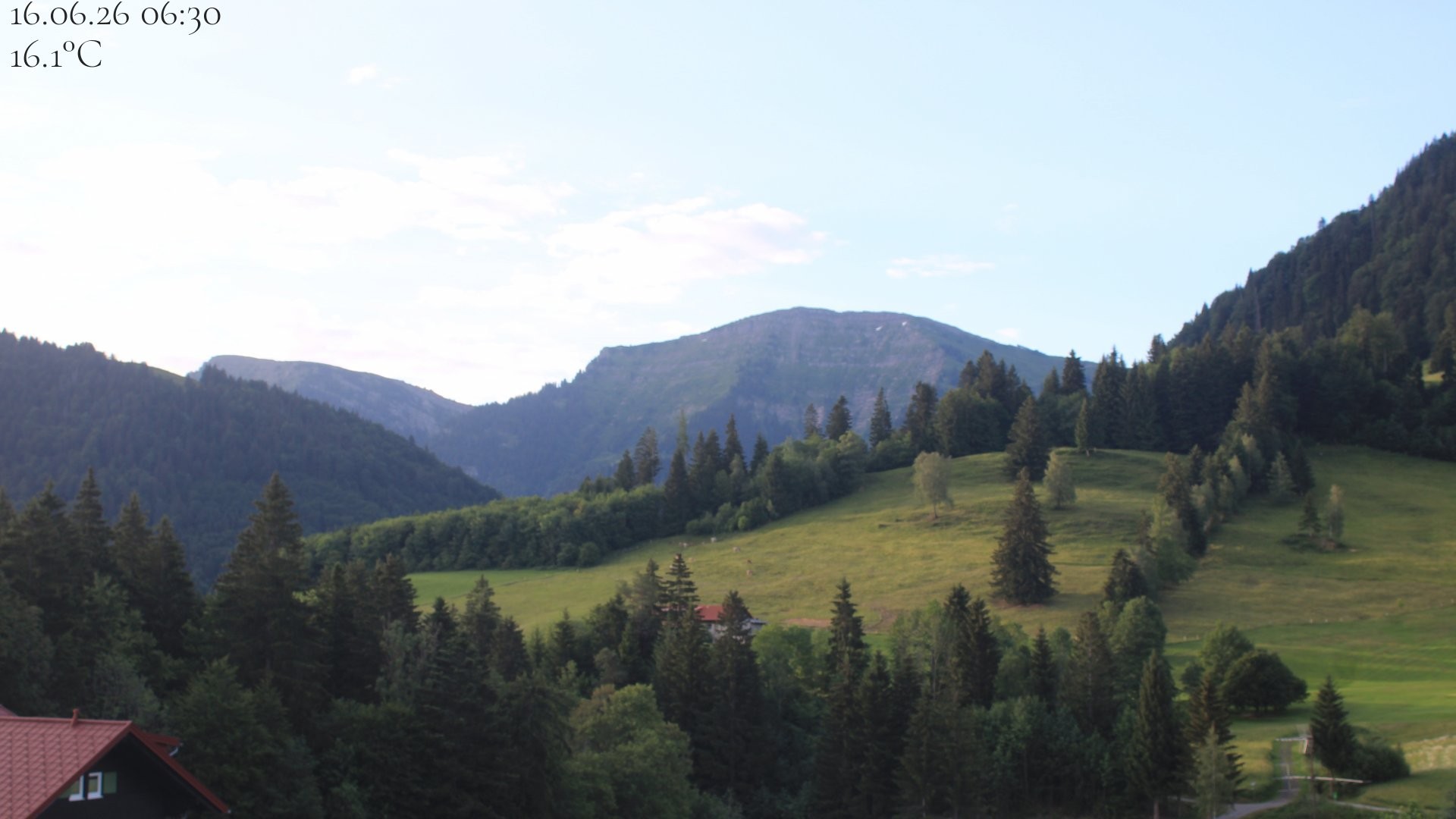 Archiv Foto Webcam Oberstaufen - Blick Hochgrat vom Biohotel Schratt