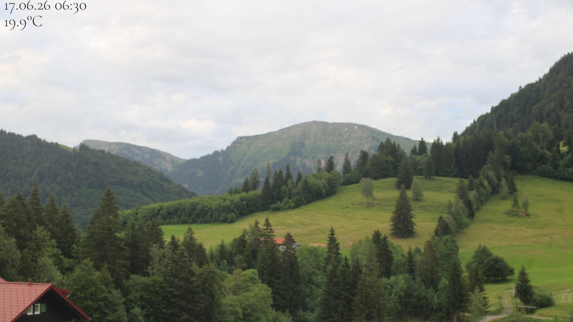 Archiv Foto Webcam Oberstaufen - Blick Hochgrat vom Biohotel Schratt