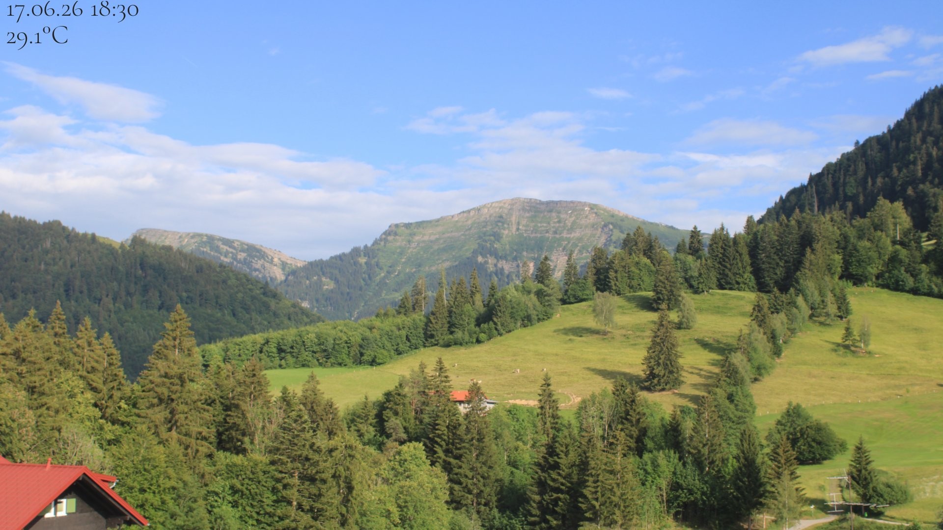 Archiv Foto Webcam Oberstaufen - Blick Hochgrat vom Biohotel Schratt