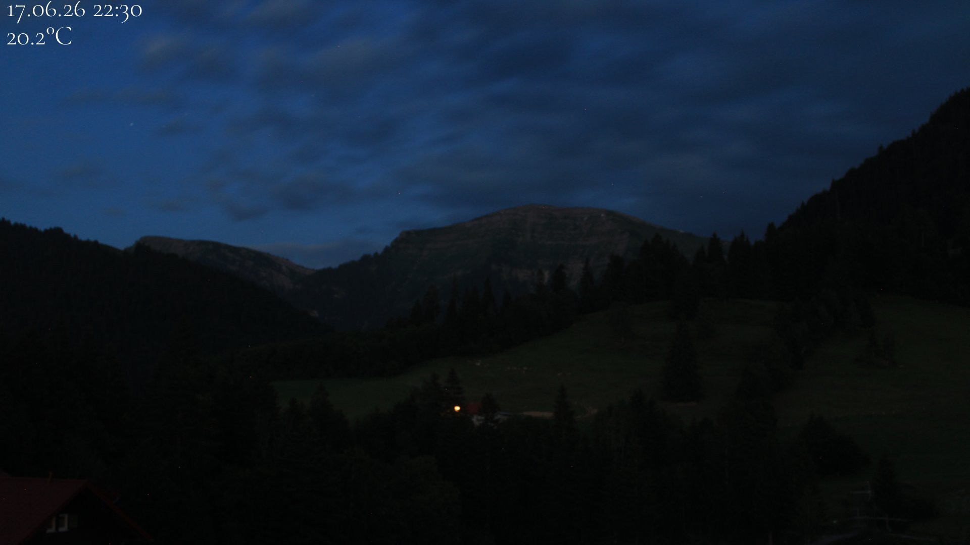 Archiv Foto Webcam Oberstaufen - Blick Hochgrat vom Biohotel Schratt