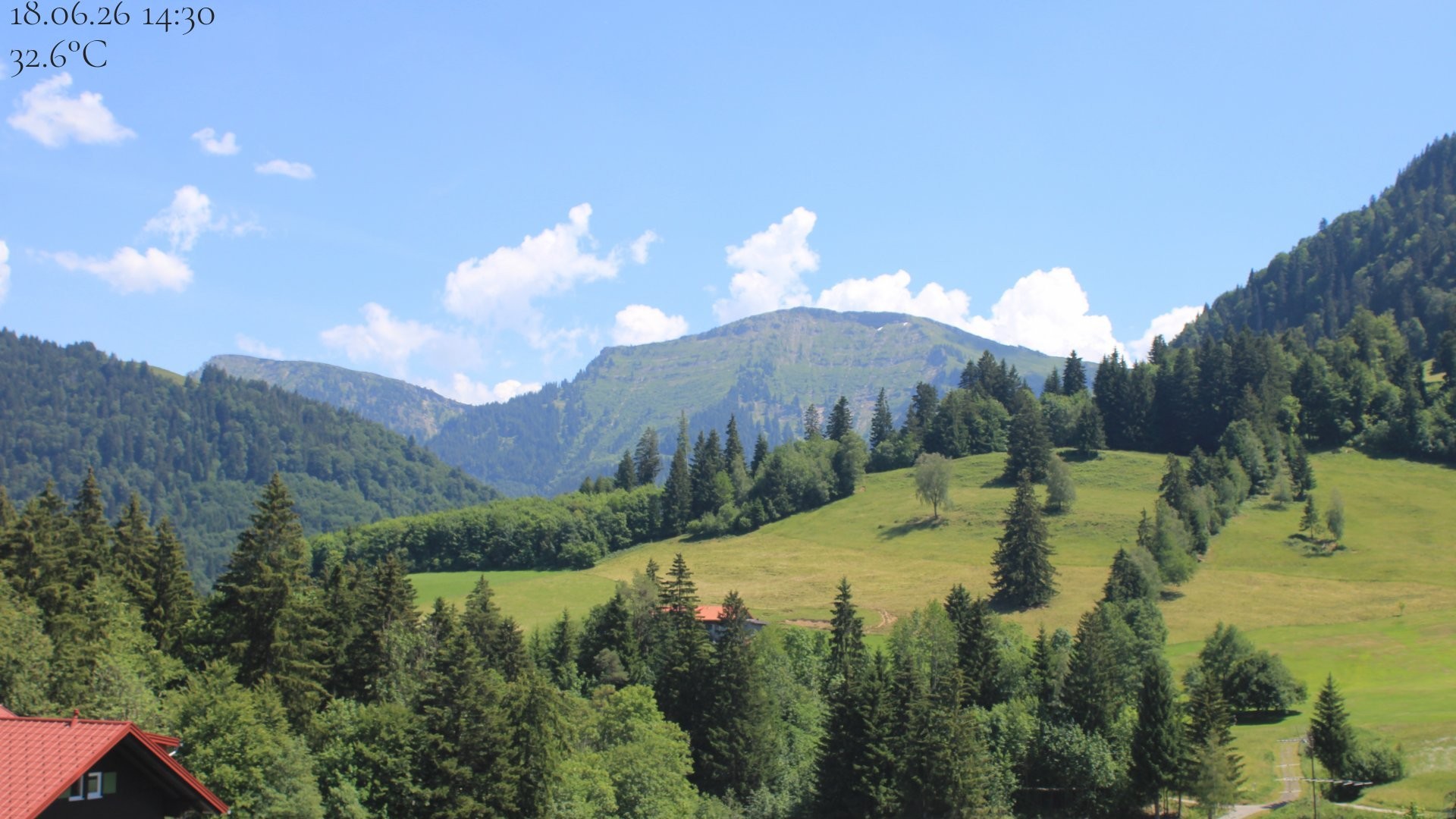 Archived image Webcam Oberstaufen - View Hochgrat from Hotel Schratt