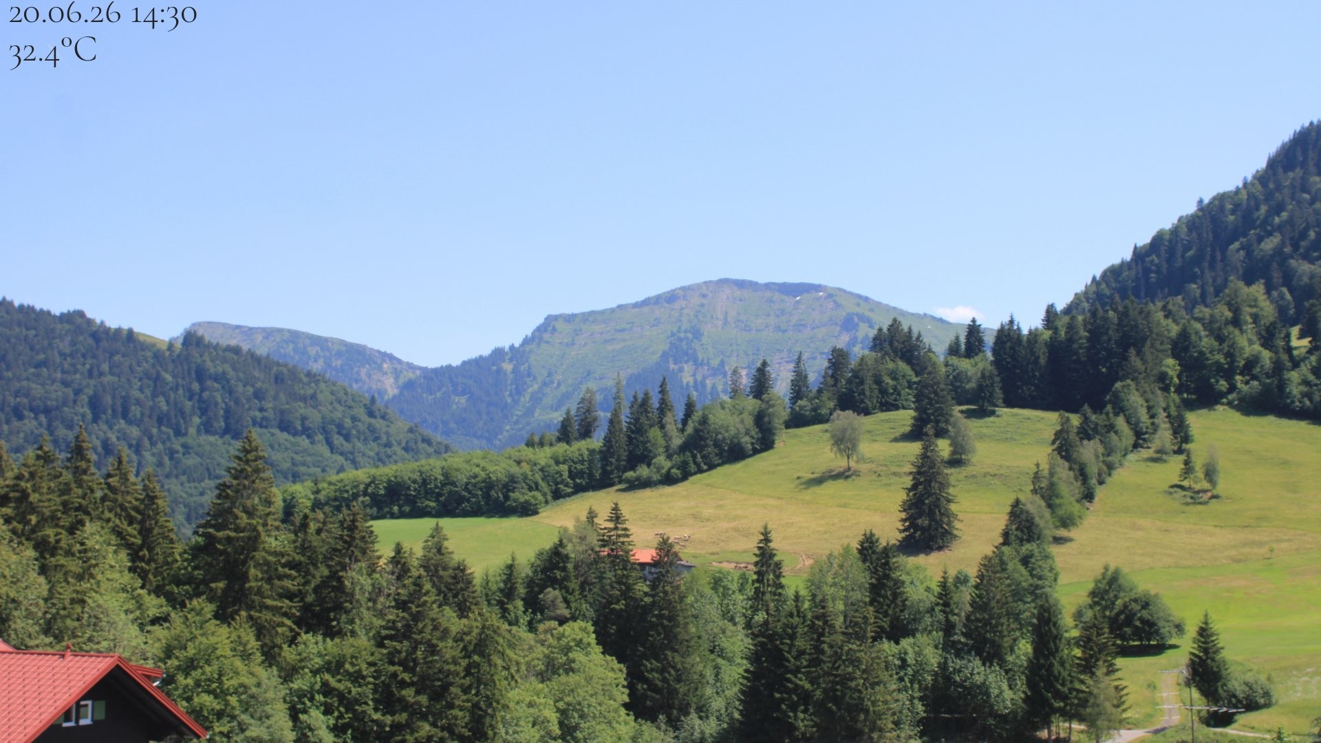 Archiv Foto Webcam Oberstaufen - Blick Hochgrat vom Biohotel Schratt