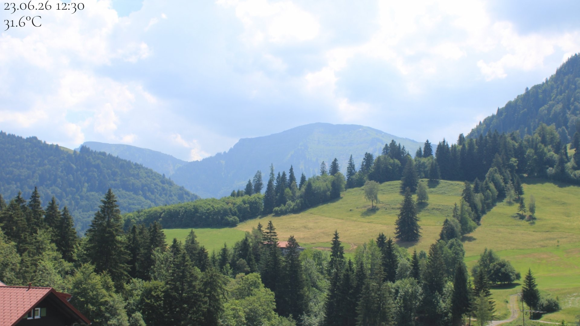 Archived image Webcam Oberstaufen - View Hochgrat from Hotel Schratt
