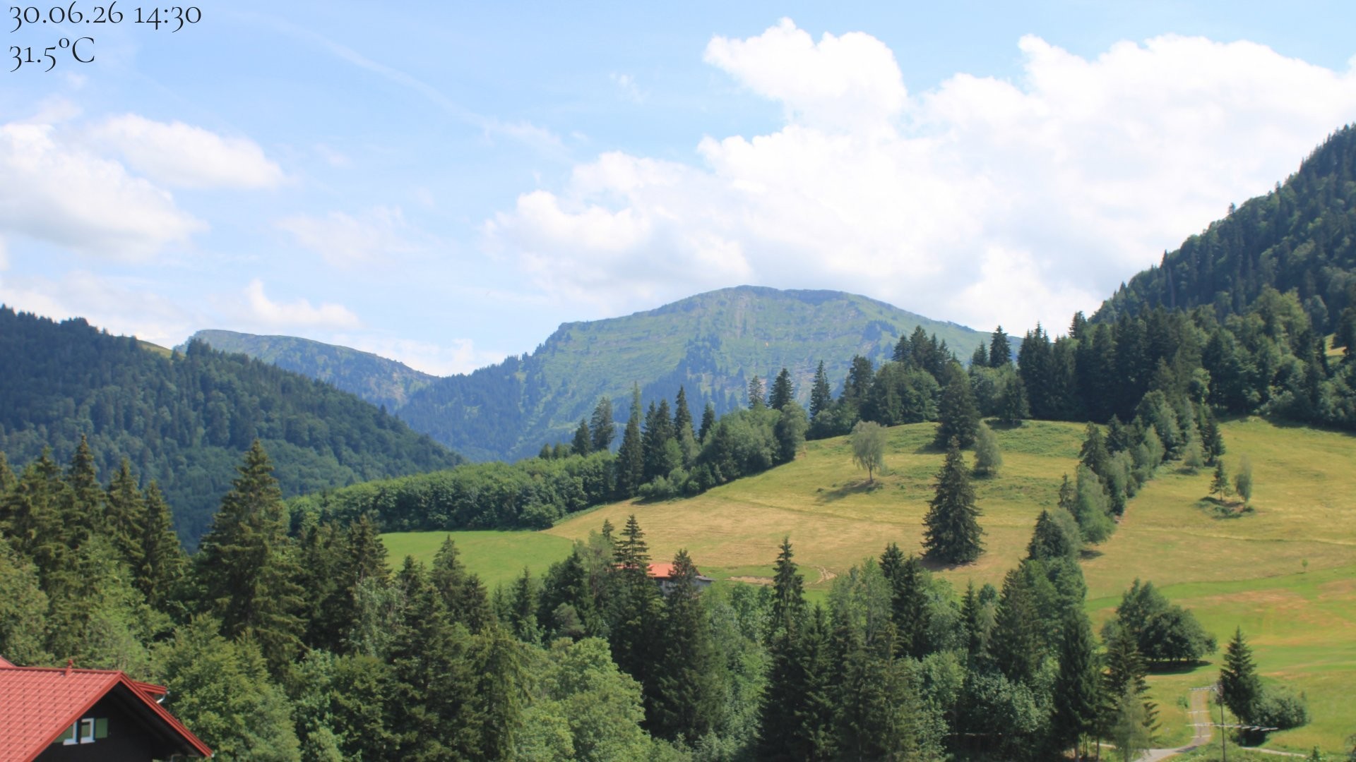 Archiv Foto Webcam Oberstaufen - Blick Hochgrat vom Biohotel Schratt