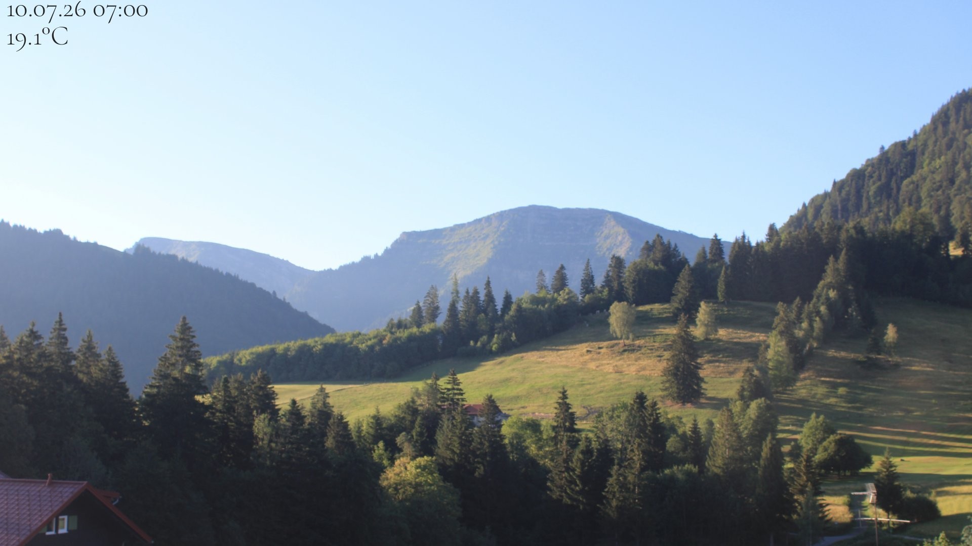 Archiv Foto Webcam Oberstaufen - Blick Hochgrat vom Biohotel Schratt