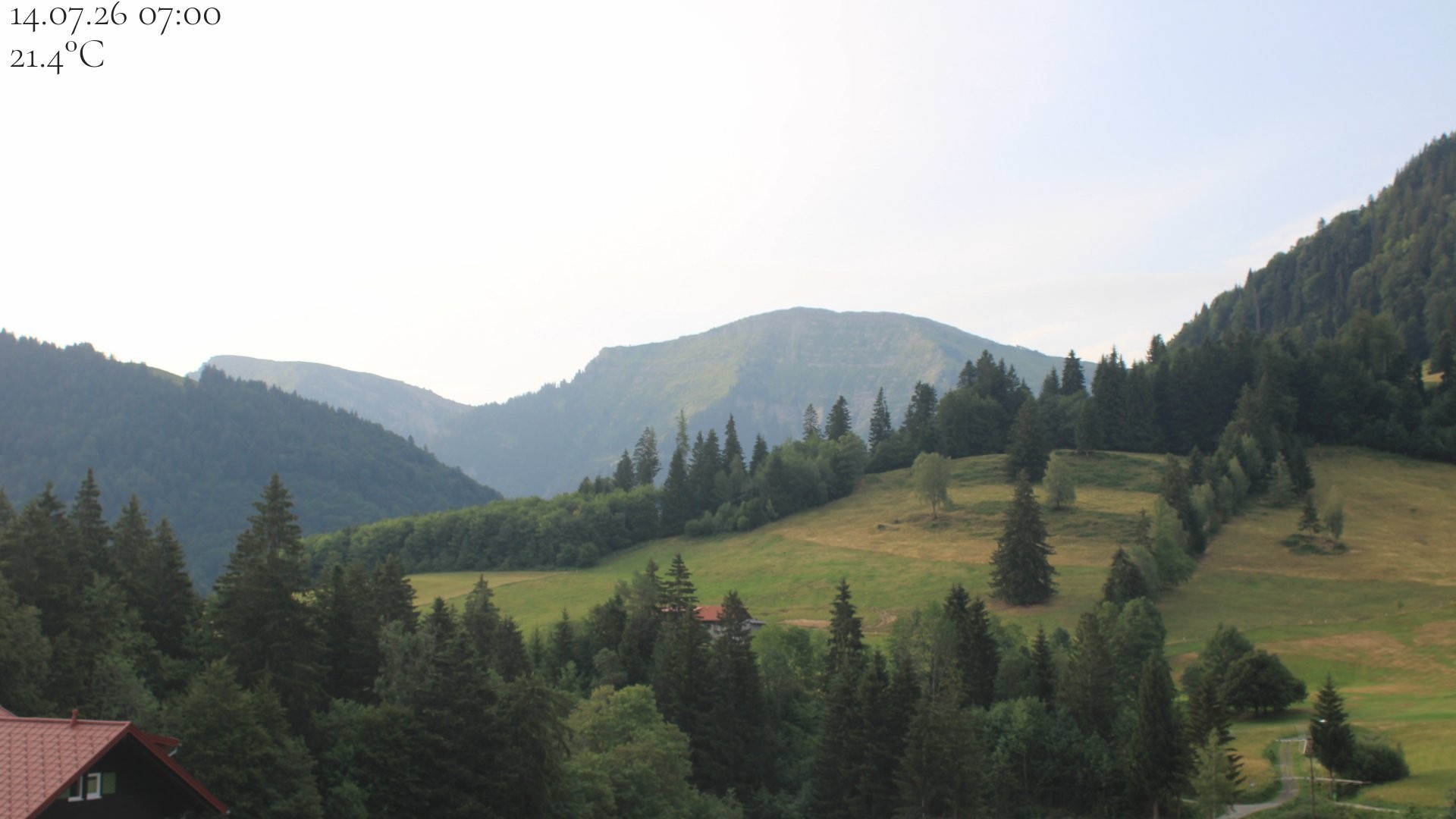 Archiv Foto Webcam Oberstaufen - Blick Hochgrat vom Biohotel Schratt
