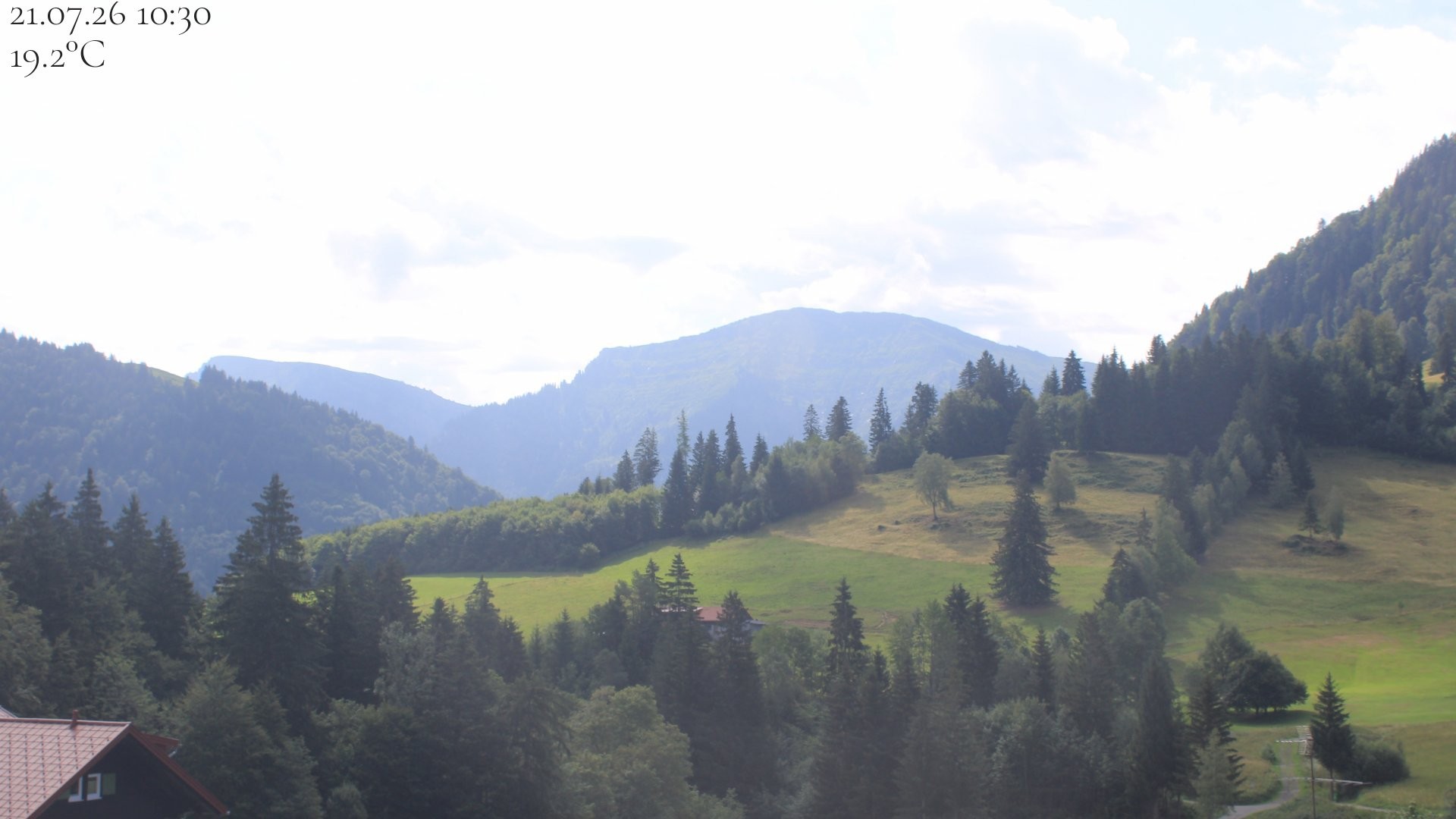 Archiv Foto Webcam Oberstaufen - Blick Hochgrat vom Biohotel Schratt