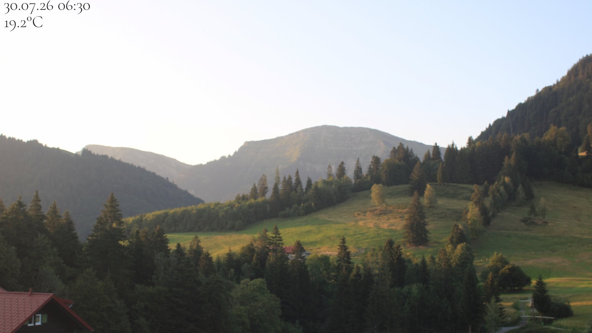Archiv Foto Webcam Oberstaufen - Blick Hochgrat vom Biohotel Schratt