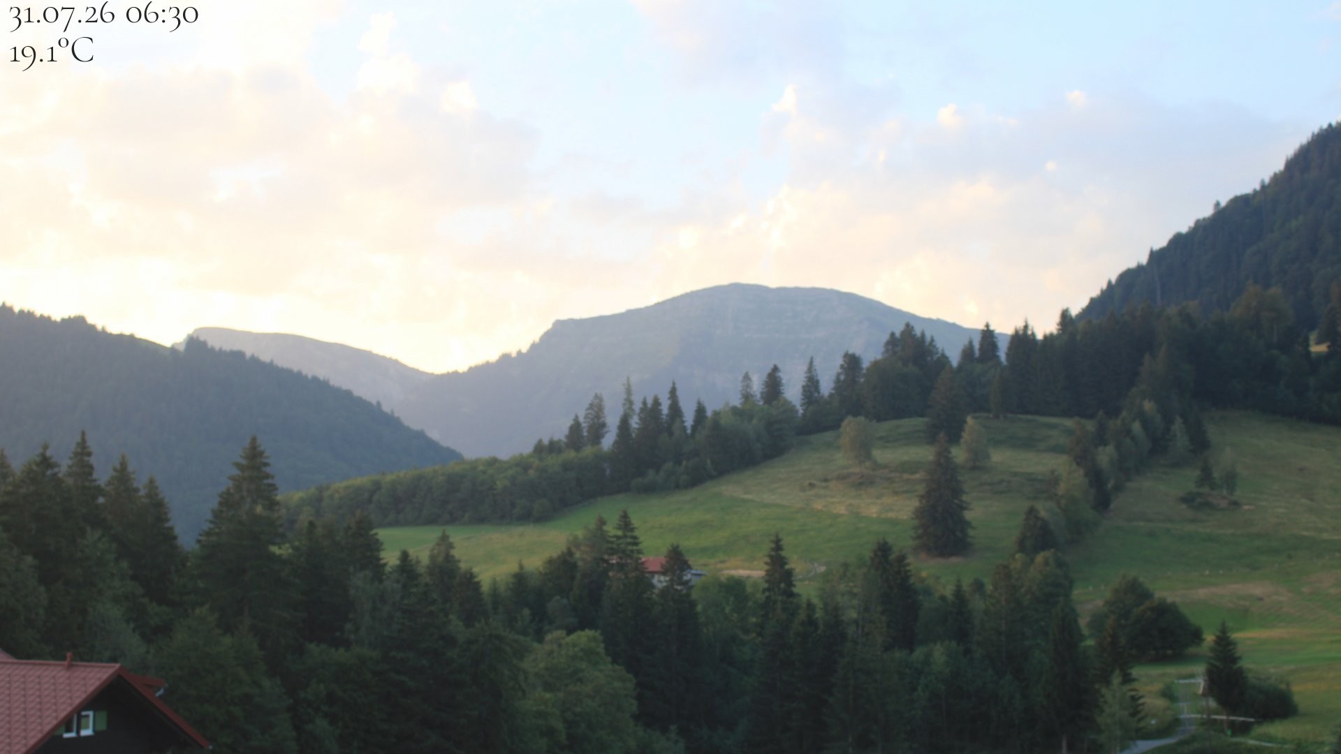 Archived image Webcam Oberstaufen - View Hochgrat from Hotel Schratt