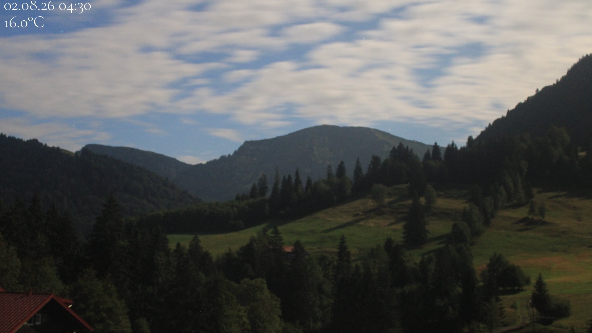 Archiv Foto Webcam Oberstaufen - Blick Hochgrat vom Biohotel Schratt