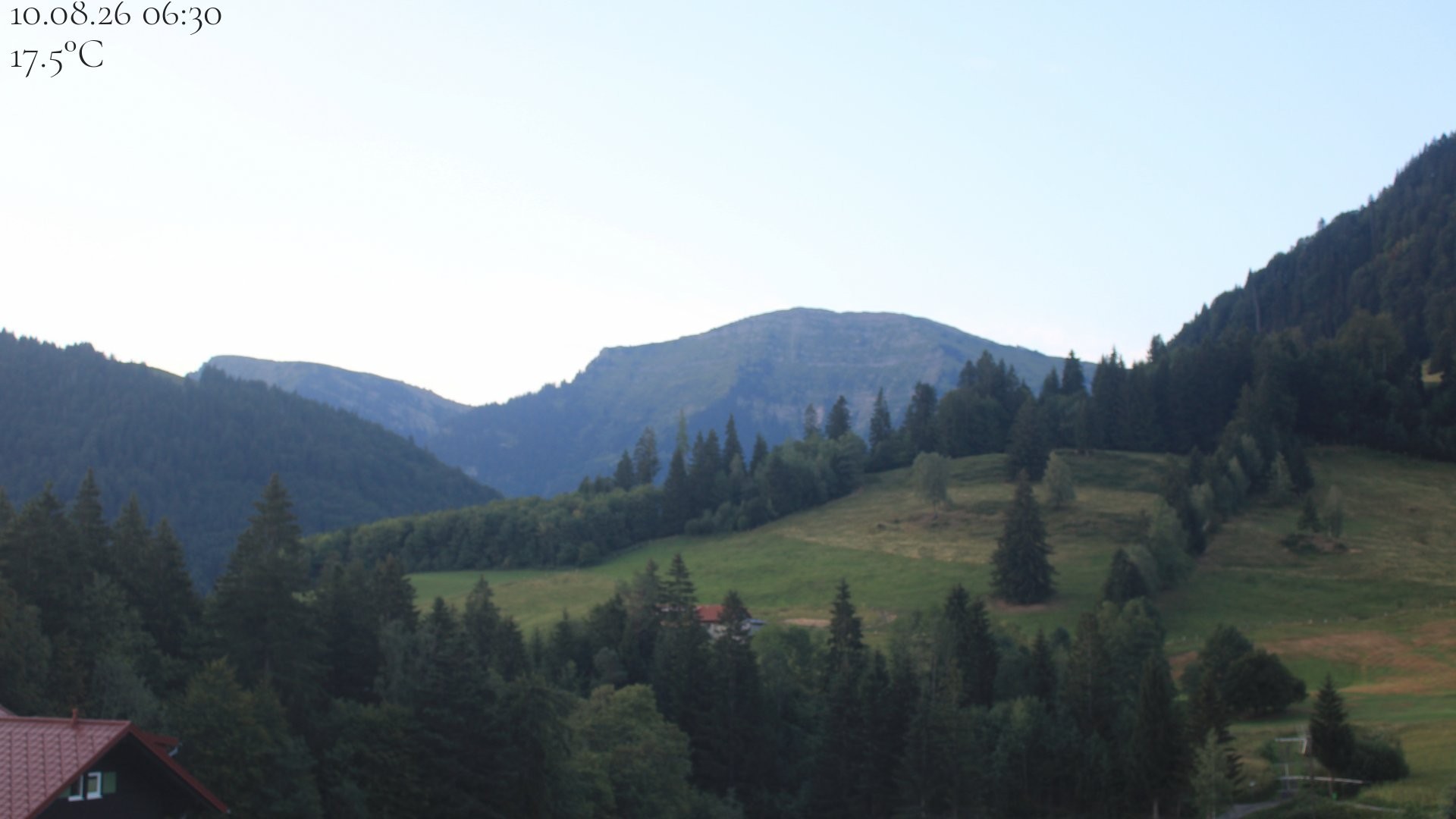 Archiv Foto Webcam Oberstaufen - Blick Hochgrat vom Biohotel Schratt