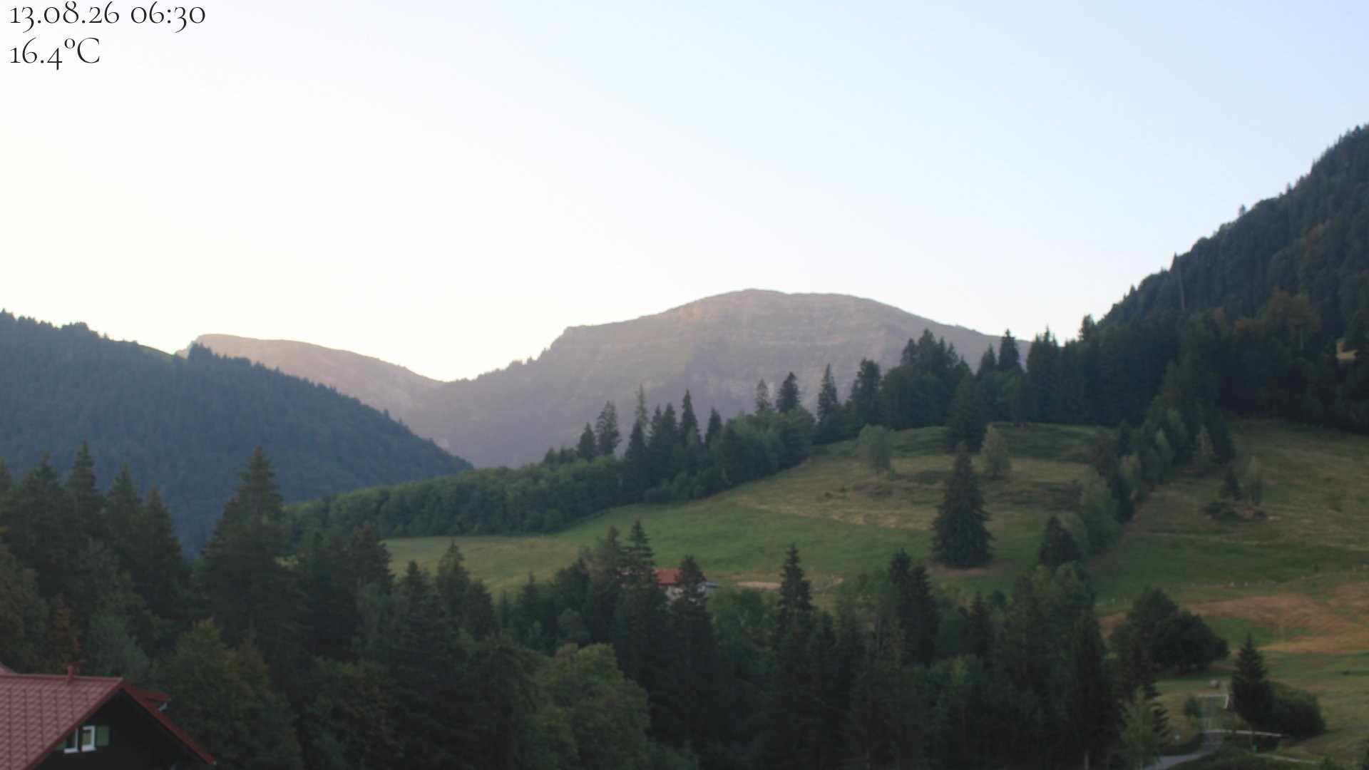 Archiv Foto Webcam Oberstaufen - Blick Hochgrat vom Biohotel Schratt
