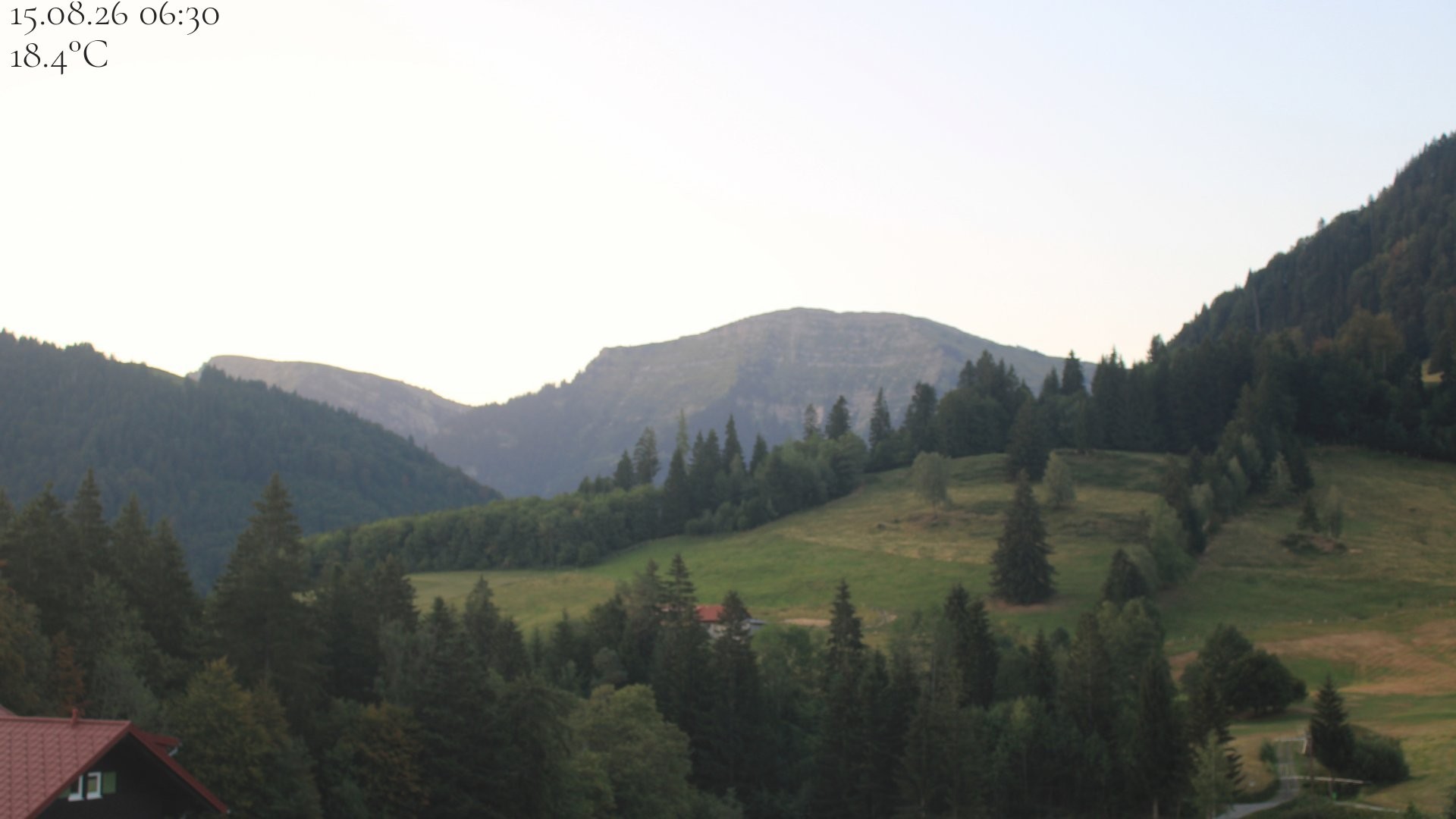 Archiv Foto Webcam Oberstaufen - Blick Hochgrat vom Biohotel Schratt