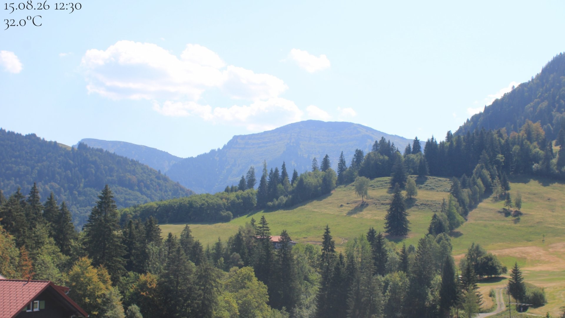 Archiv Foto Webcam Oberstaufen - Blick Hochgrat vom Biohotel Schratt