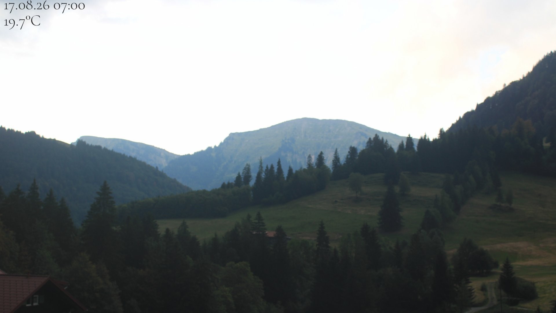 Archiv Foto Webcam Oberstaufen - Blick Hochgrat vom Biohotel Schratt