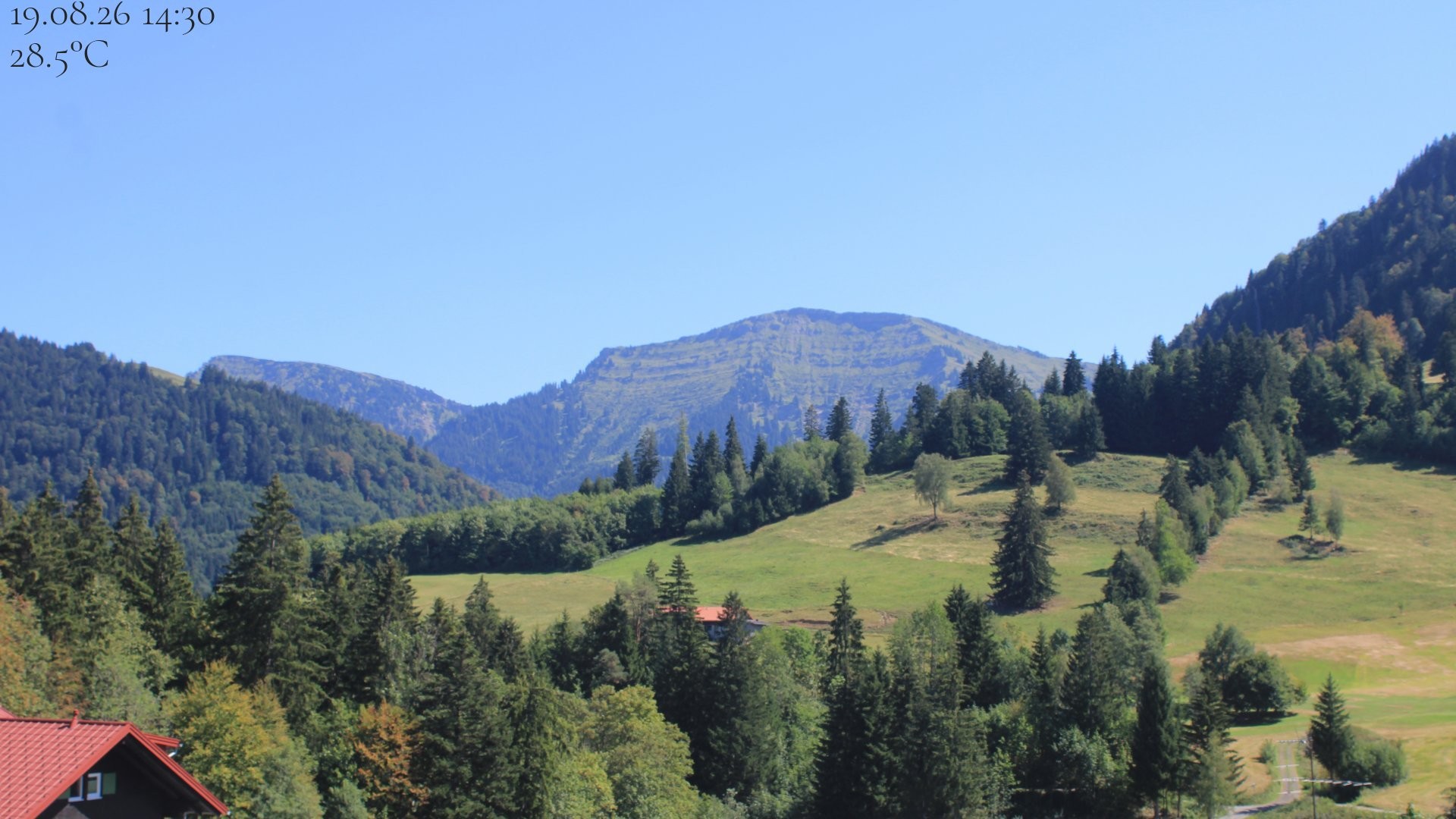 Archived image Webcam Oberstaufen - View Hochgrat from Hotel Schratt