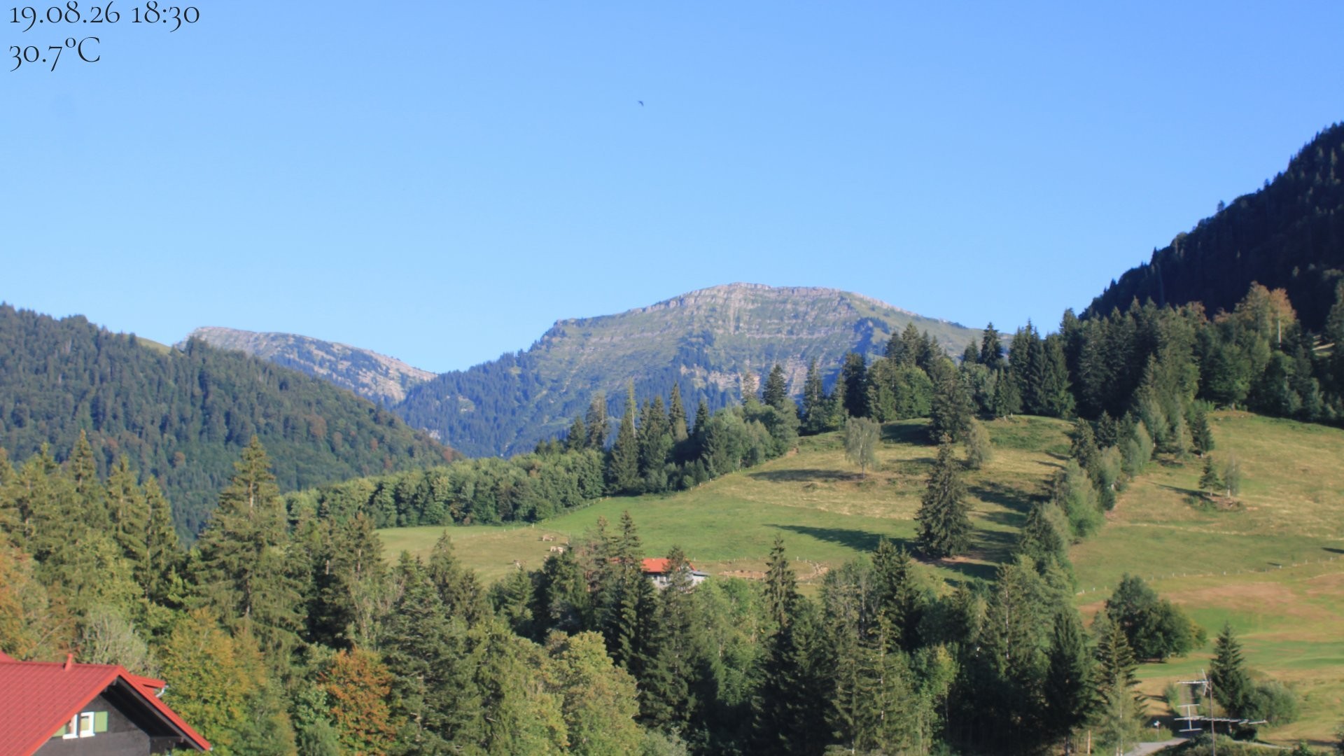 Archived image Webcam Oberstaufen - View Hochgrat from Hotel Schratt