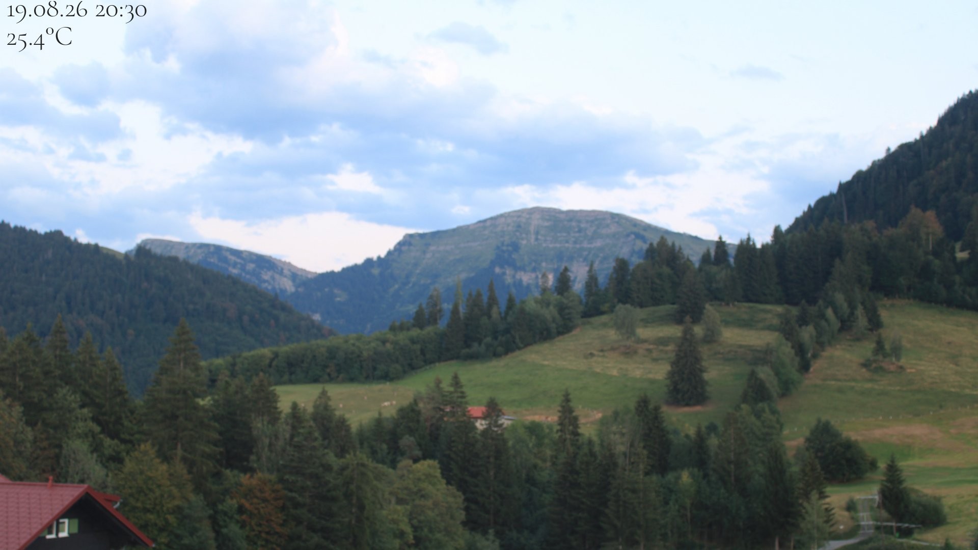 Archived image Webcam Oberstaufen - View Hochgrat from Hotel Schratt
