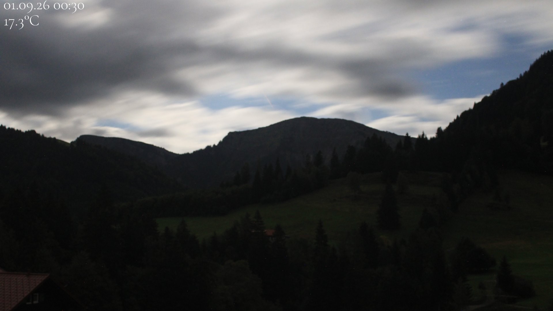 Archiv Foto Webcam Oberstaufen - Blick Hochgrat vom Biohotel Schratt
