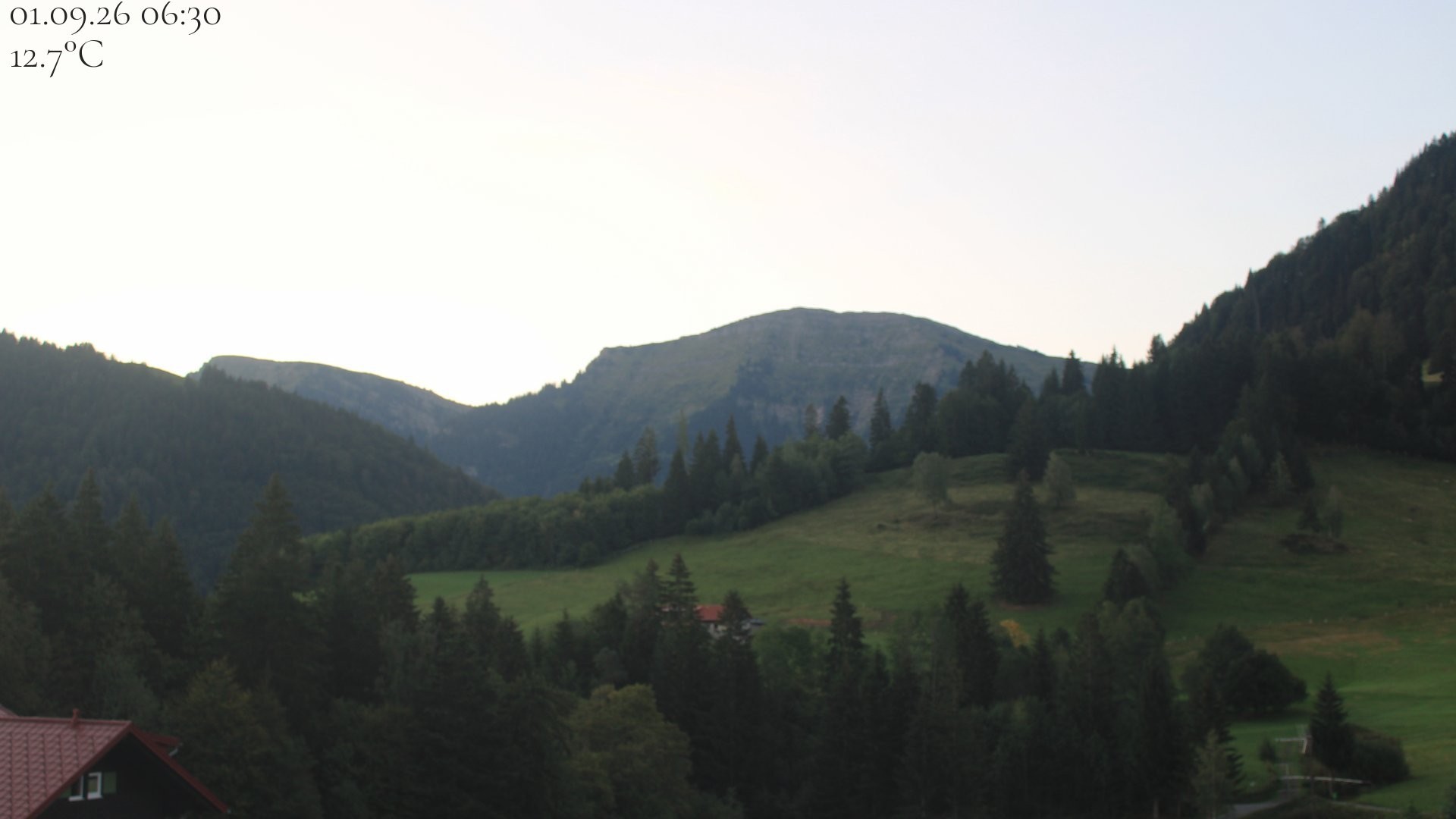 Archiv Foto Webcam Oberstaufen - Blick Hochgrat vom Biohotel Schratt