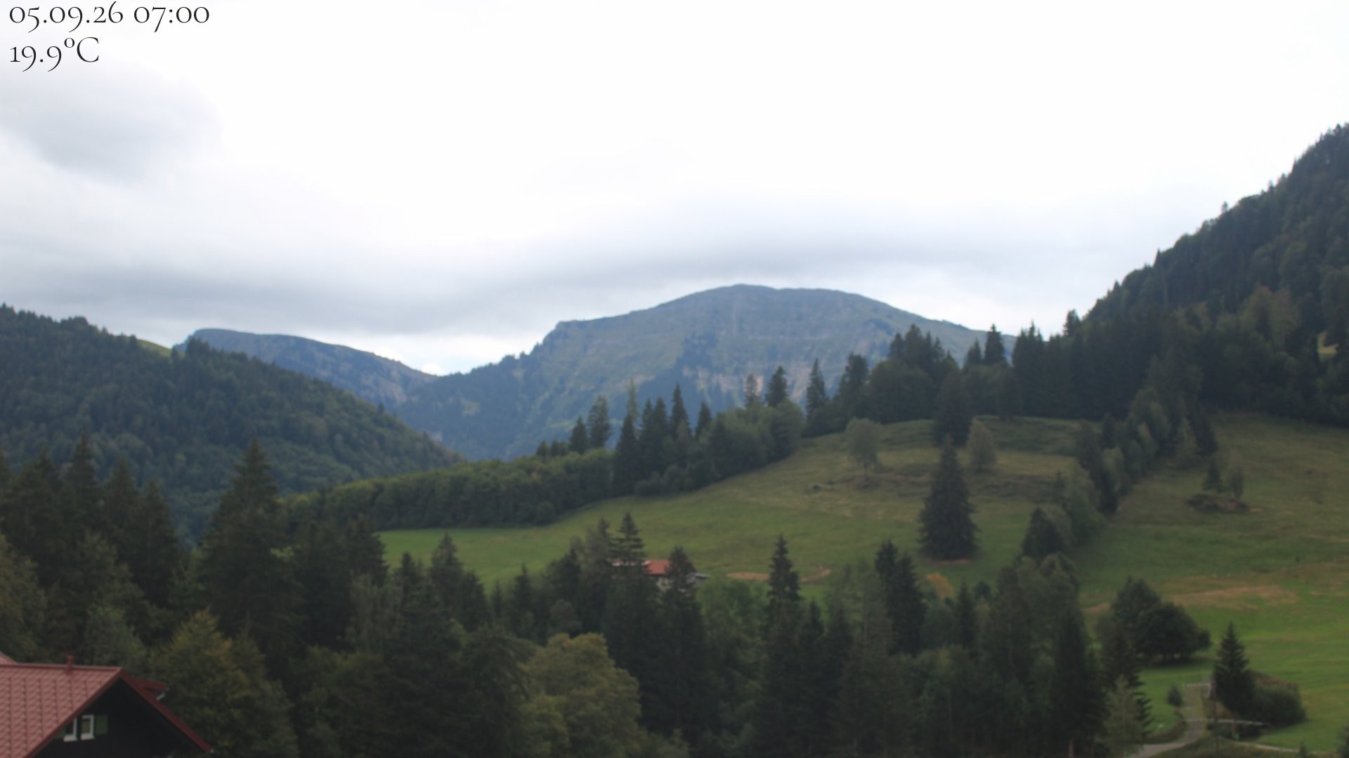 Archiv Foto Webcam Oberstaufen - Blick Hochgrat vom Biohotel Schratt