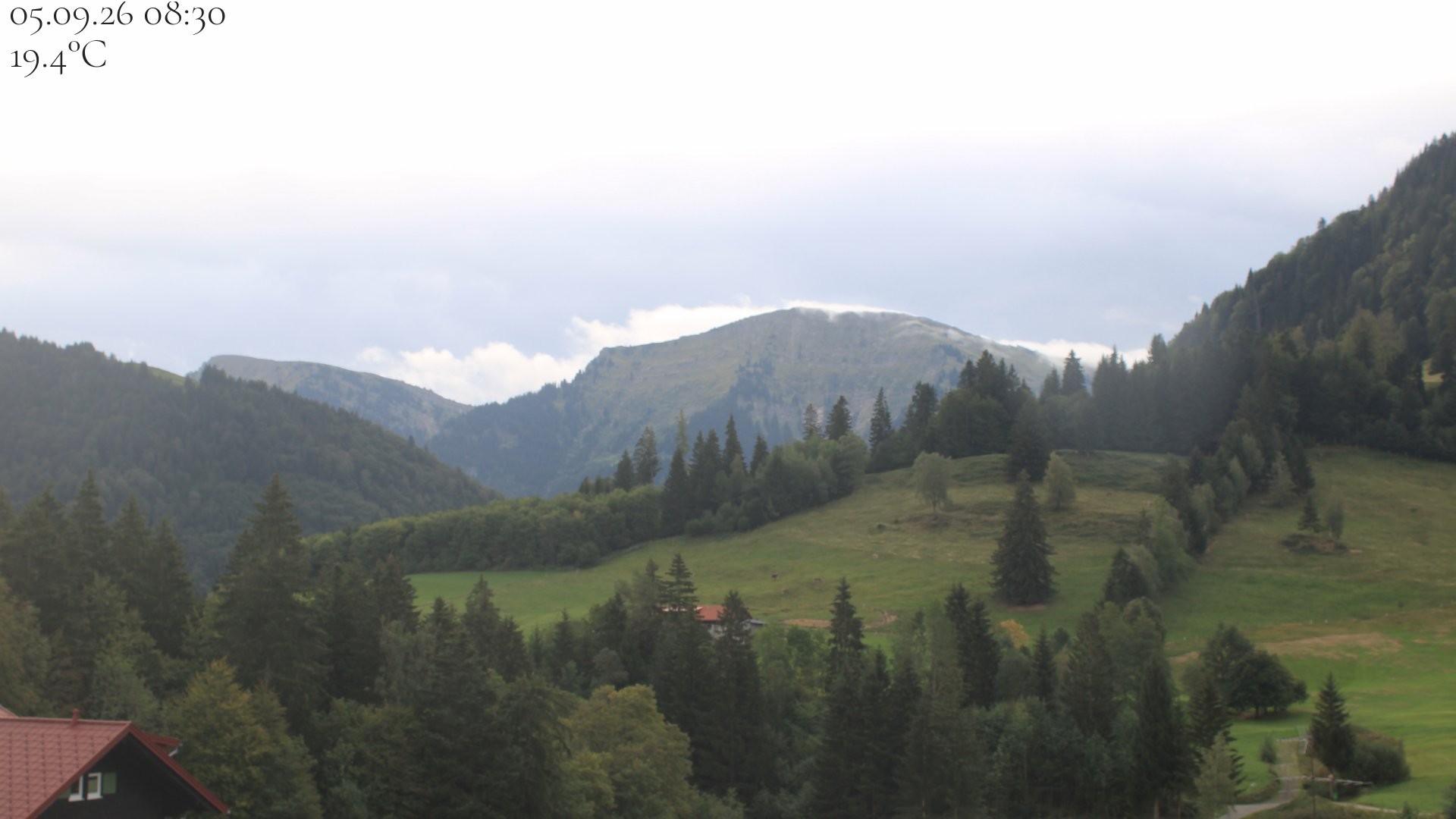 Archiv Foto Webcam Oberstaufen - Blick Hochgrat vom Biohotel Schratt