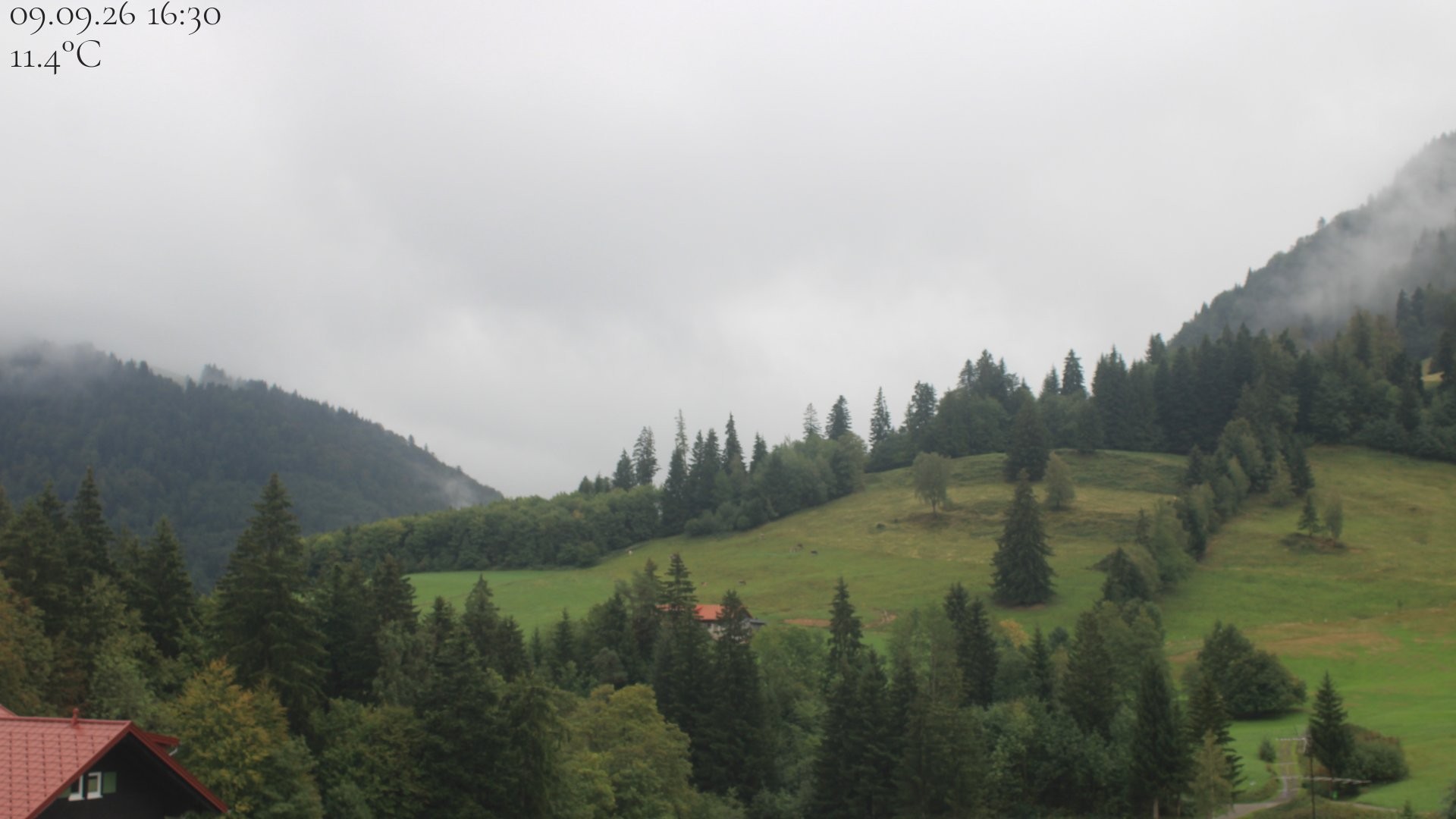 Archiv Foto Webcam Oberstaufen - Blick Hochgrat vom Biohotel Schratt