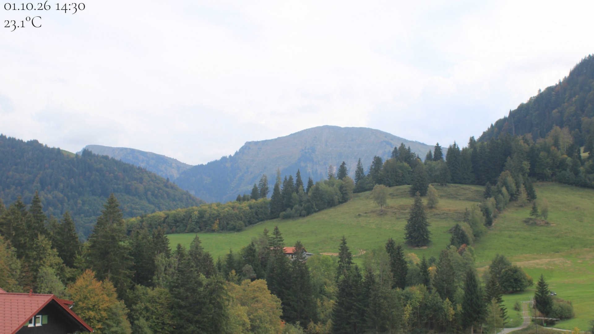 Archiv Foto Webcam Oberstaufen - Blick Hochgrat vom Biohotel Schratt