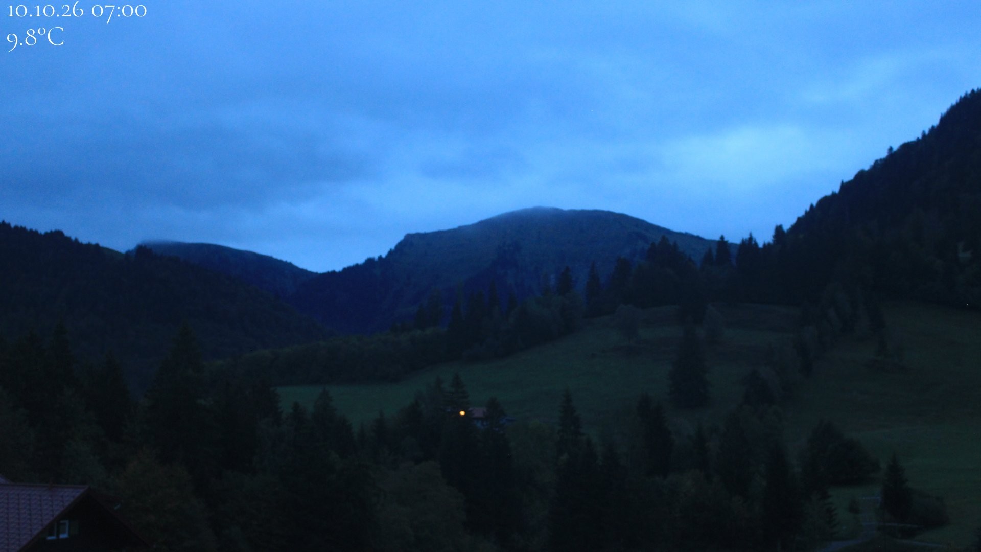 Archived image Webcam Oberstaufen - View Hochgrat from Hotel Schratt
