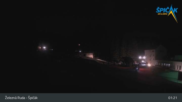 Archived image Webcam Zelezna Ruda - Base station Spicak
