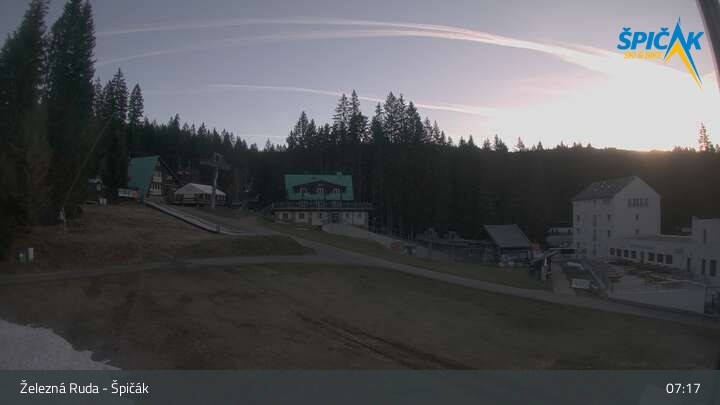Archiv Foto Webcam Zelezna Ruda - Talstation Spicak