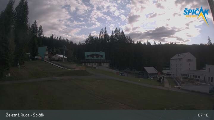 Archiv Foto Webcam Zelezna Ruda - Talstation Spicak