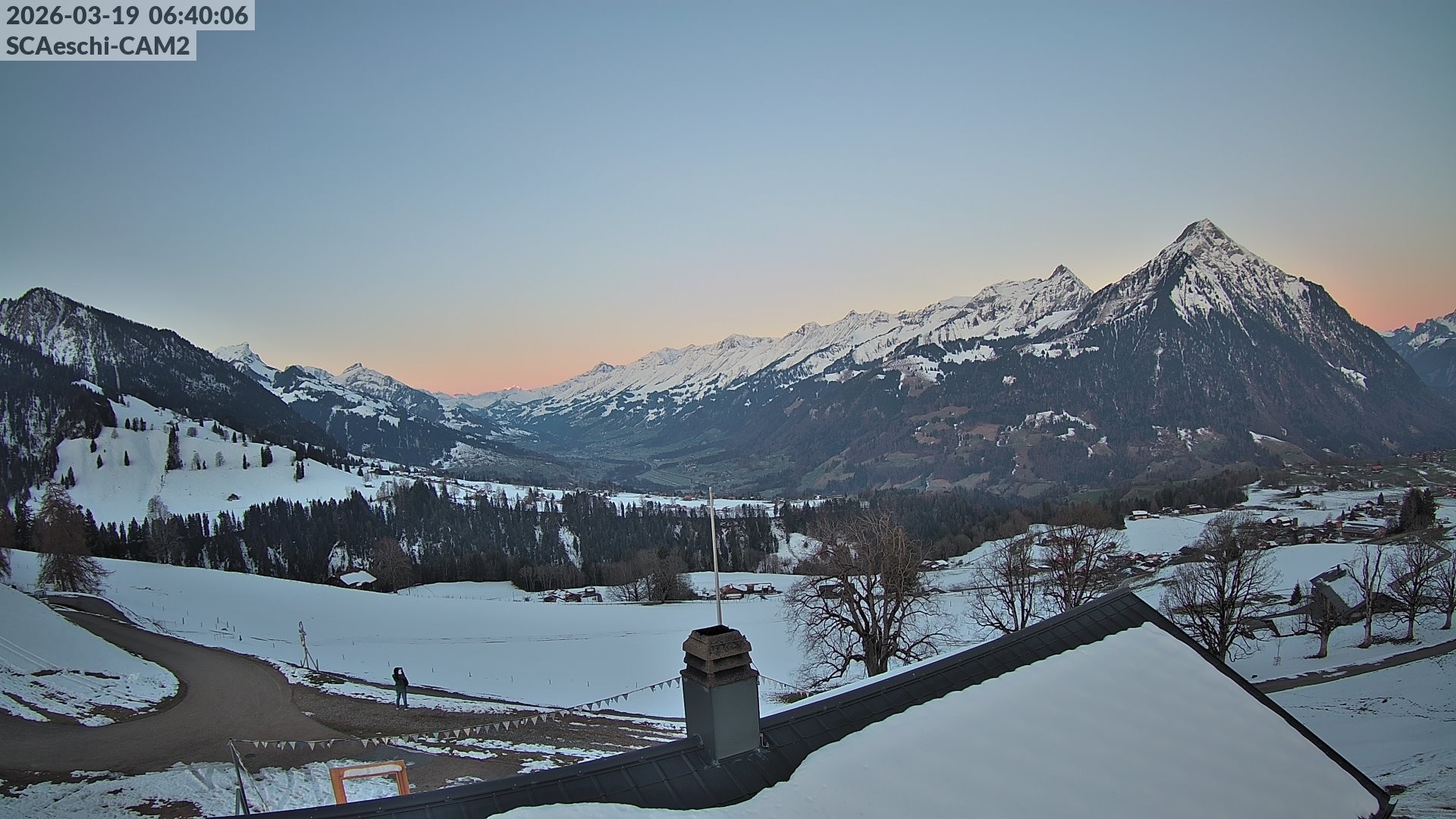 Archiv Foto Webcam Aeschi: Hütte Aeschiallmend