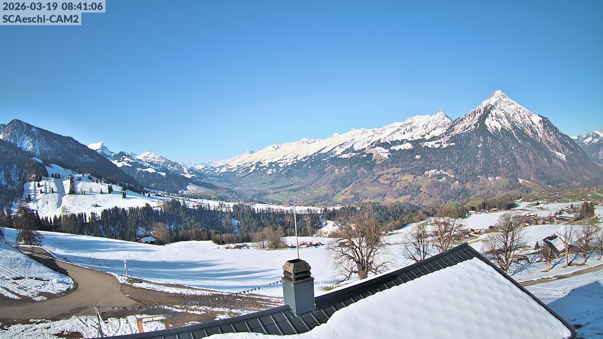 Archiv Foto Webcam Aeschi: Hütte Aeschiallmend