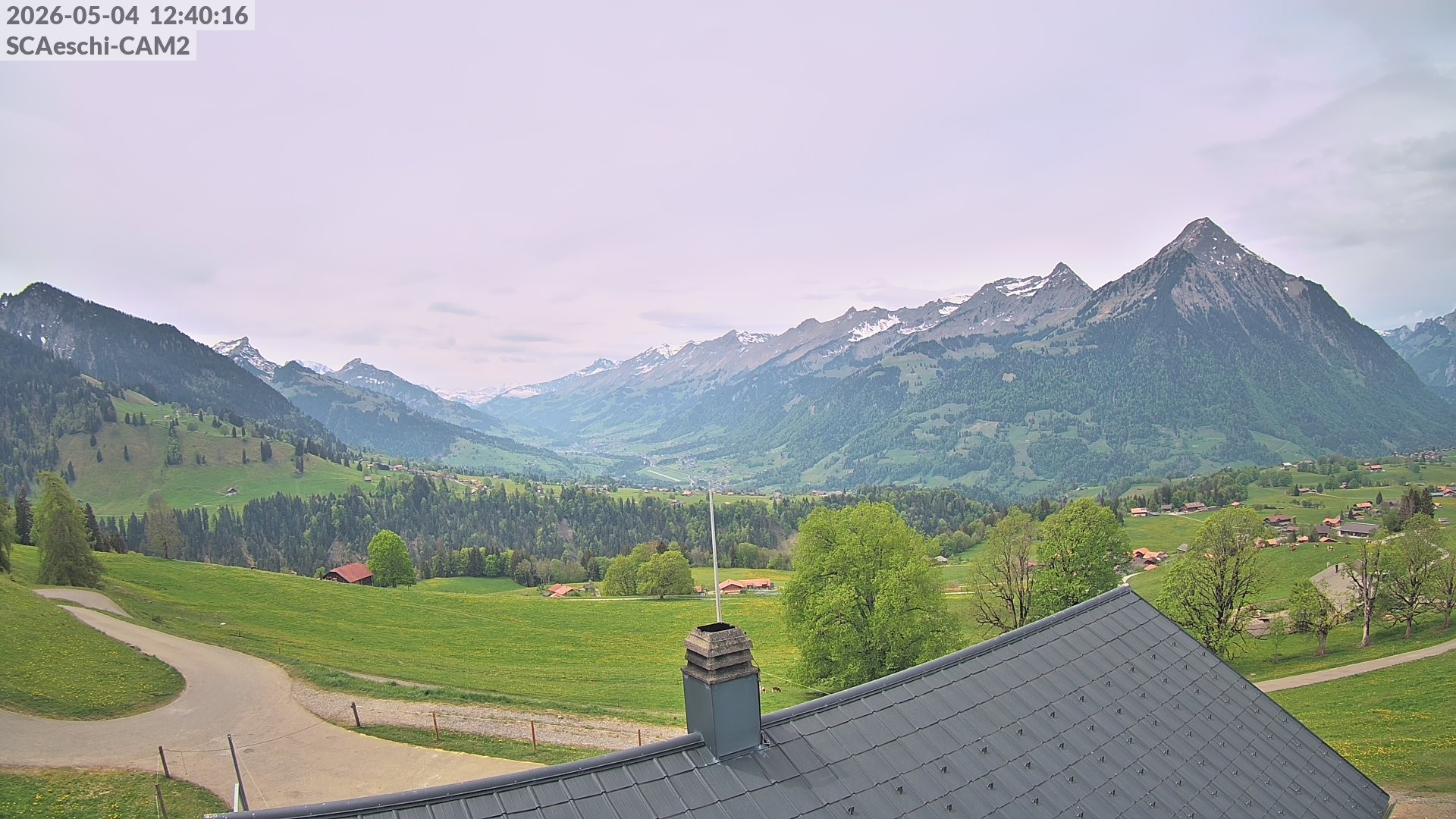 Archiv Foto Webcam Aeschi: Hütte Aeschiallmend