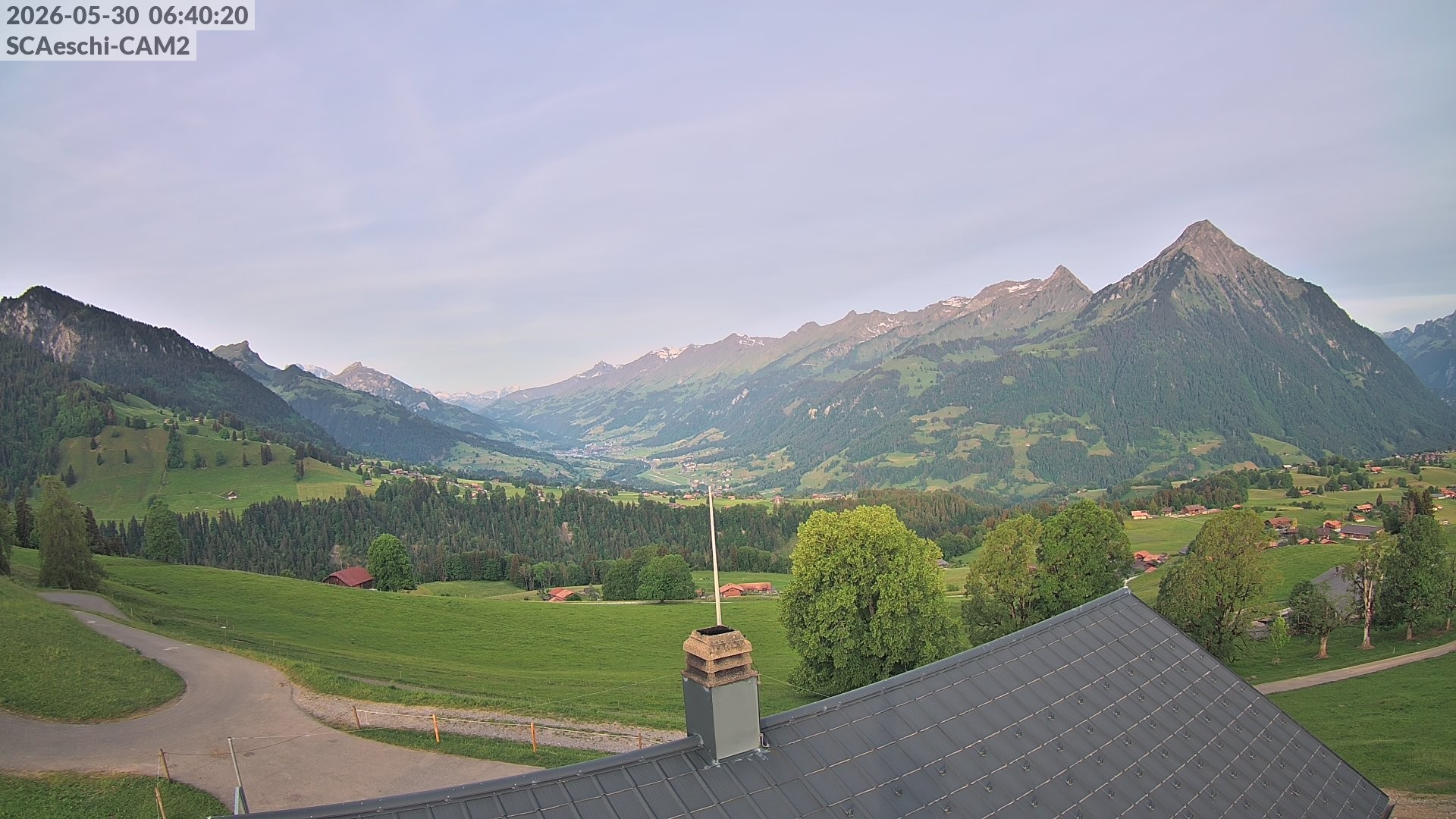 Archiv Foto Webcam Aeschi: Hütte Aeschiallmend