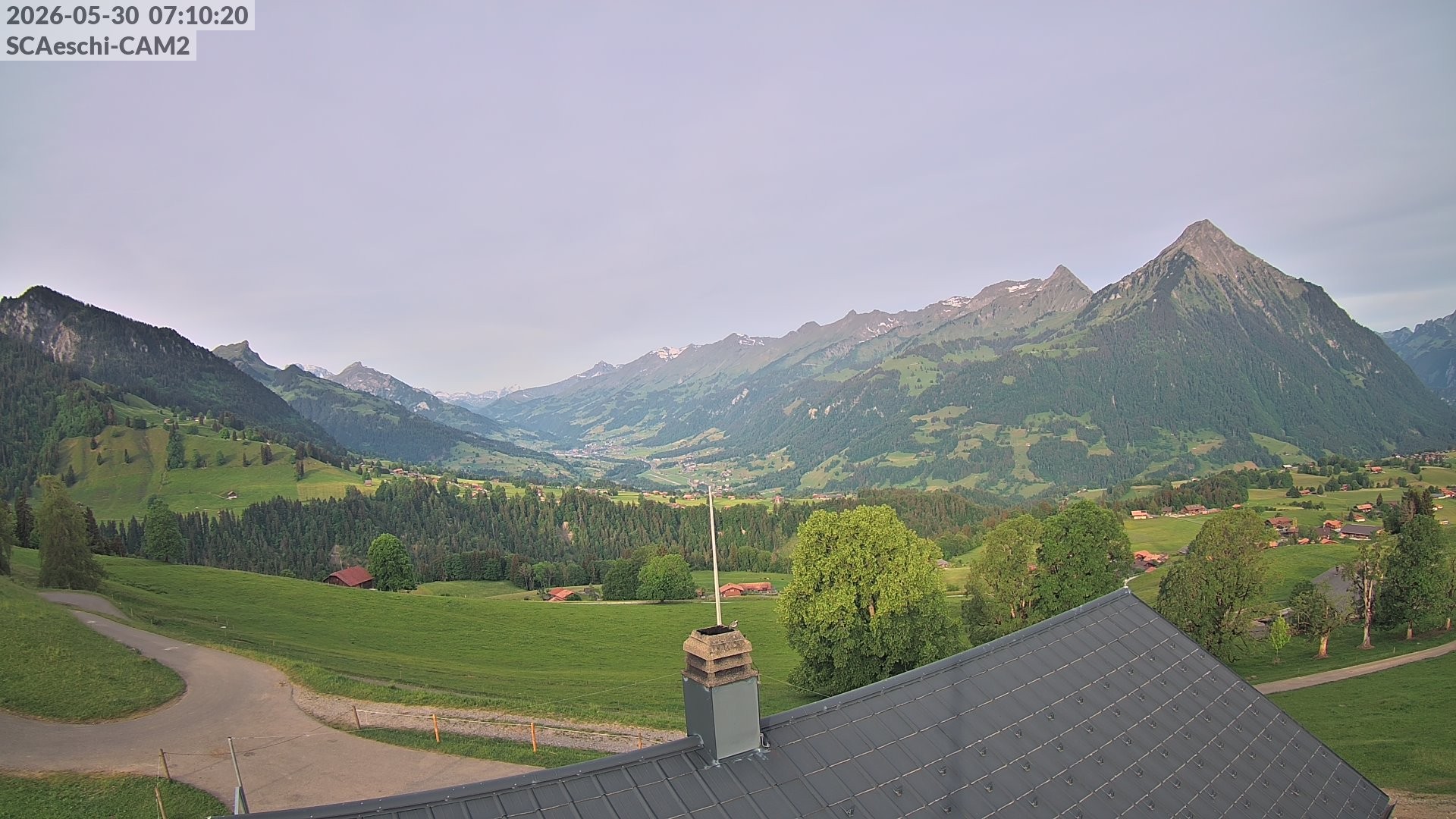 Archiv Foto Webcam Aeschi: Hütte Aeschiallmend
